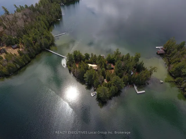 2 ISLAND 939, Temagami 3