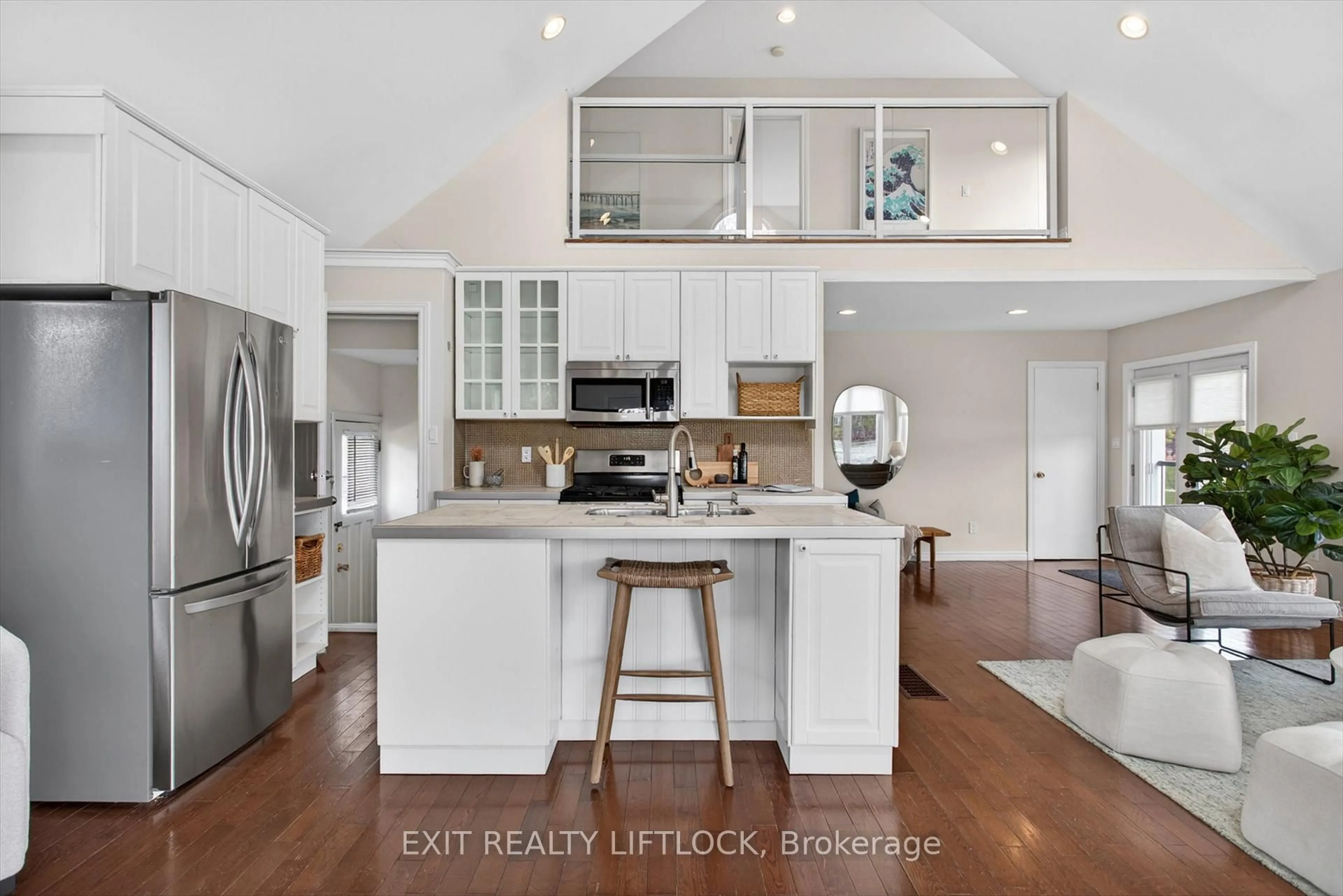 Open concept kitchen, unknown for 122 Fradette Ave, Peterborough Ontario K9J 1T5