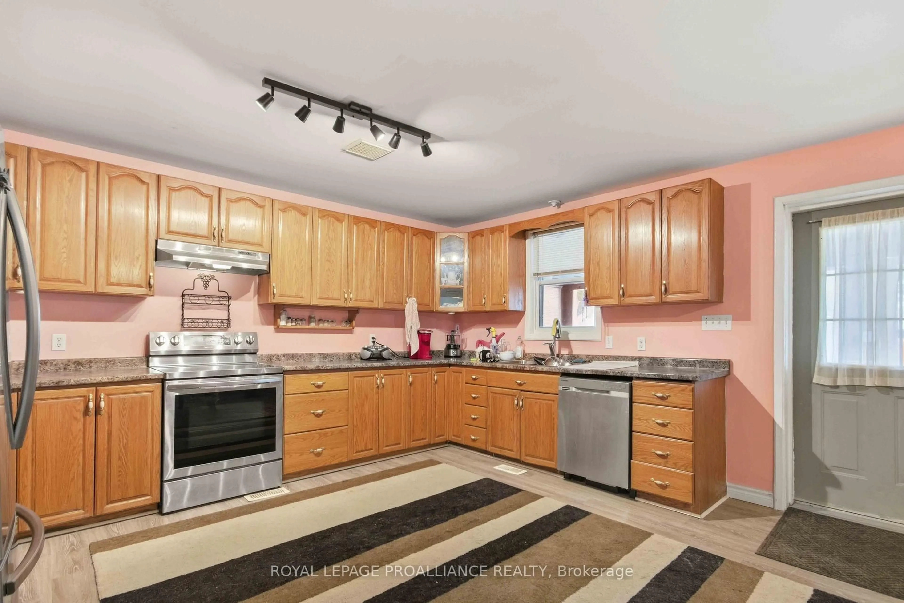 Standard kitchen, unknown for 1625 County Rd 5, Hastings Ontario K0K 2C0