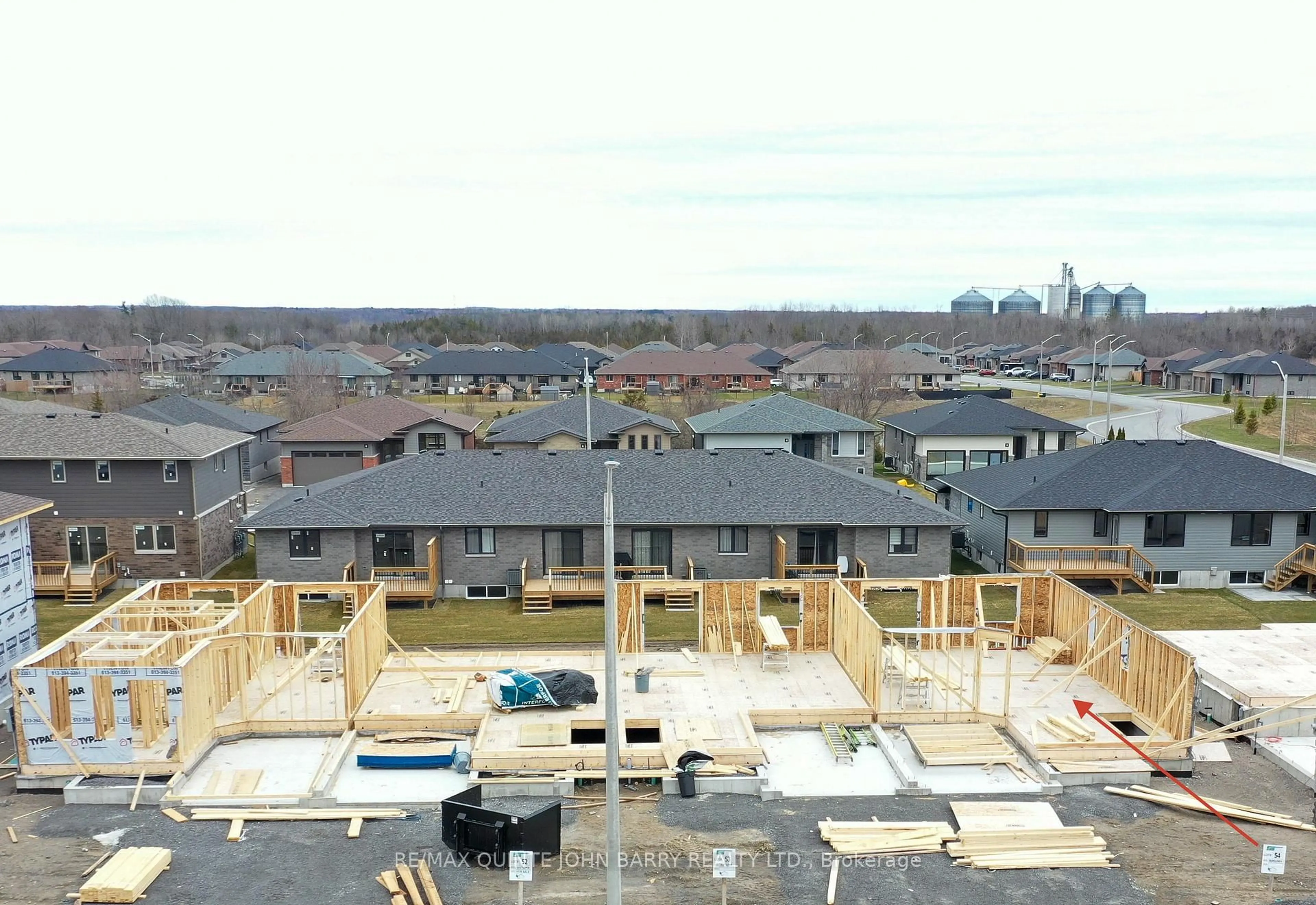 A pic from outside/outdoor area/front of a property/back of a property/a pic from drone, unknown for 59 Parkland Circ #Lot 54, Quinte West Ontario K8V 0R3