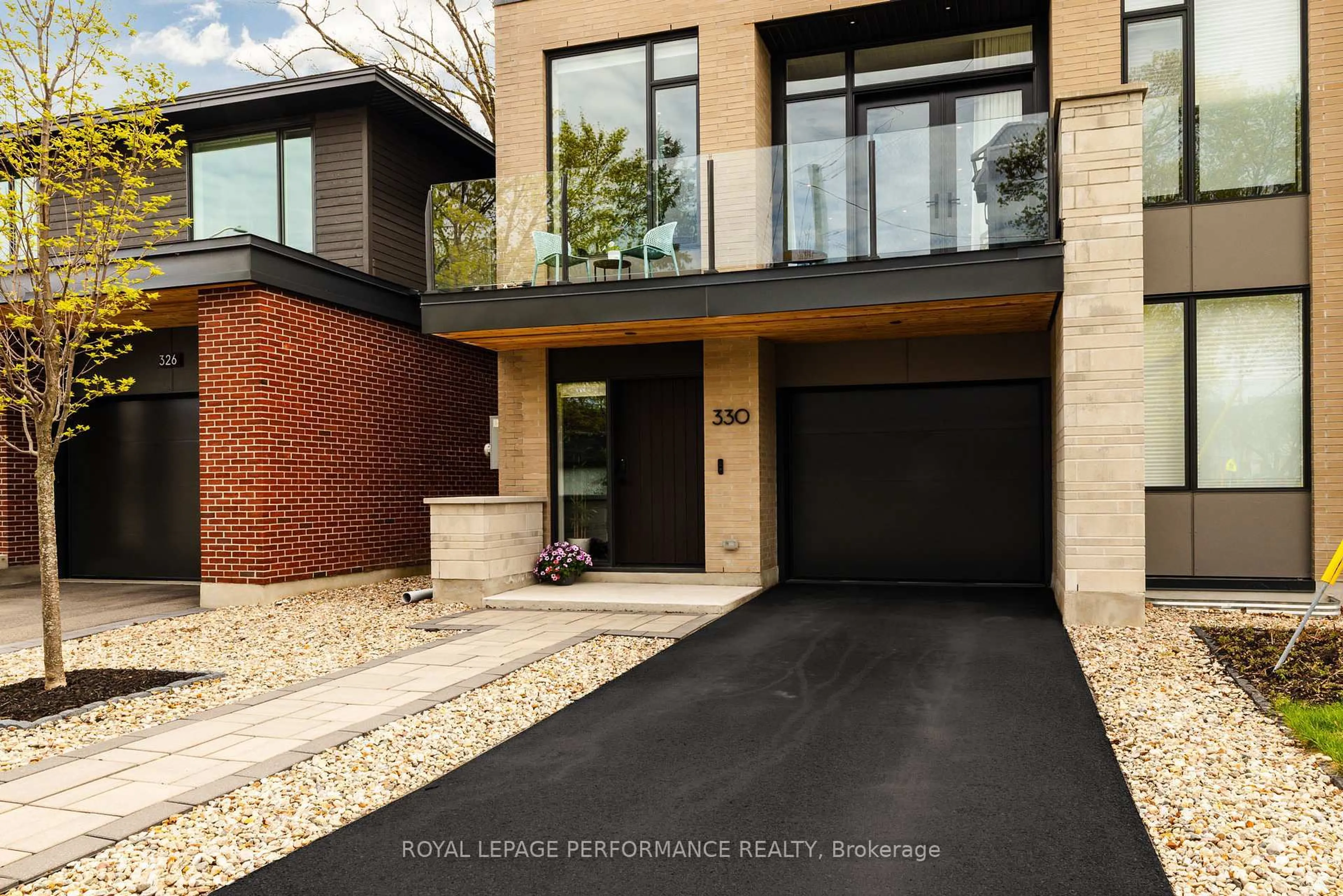 Home with brick exterior material, street for 330 Kenwood Ave, Ottawa Ontario K1Z 8N2