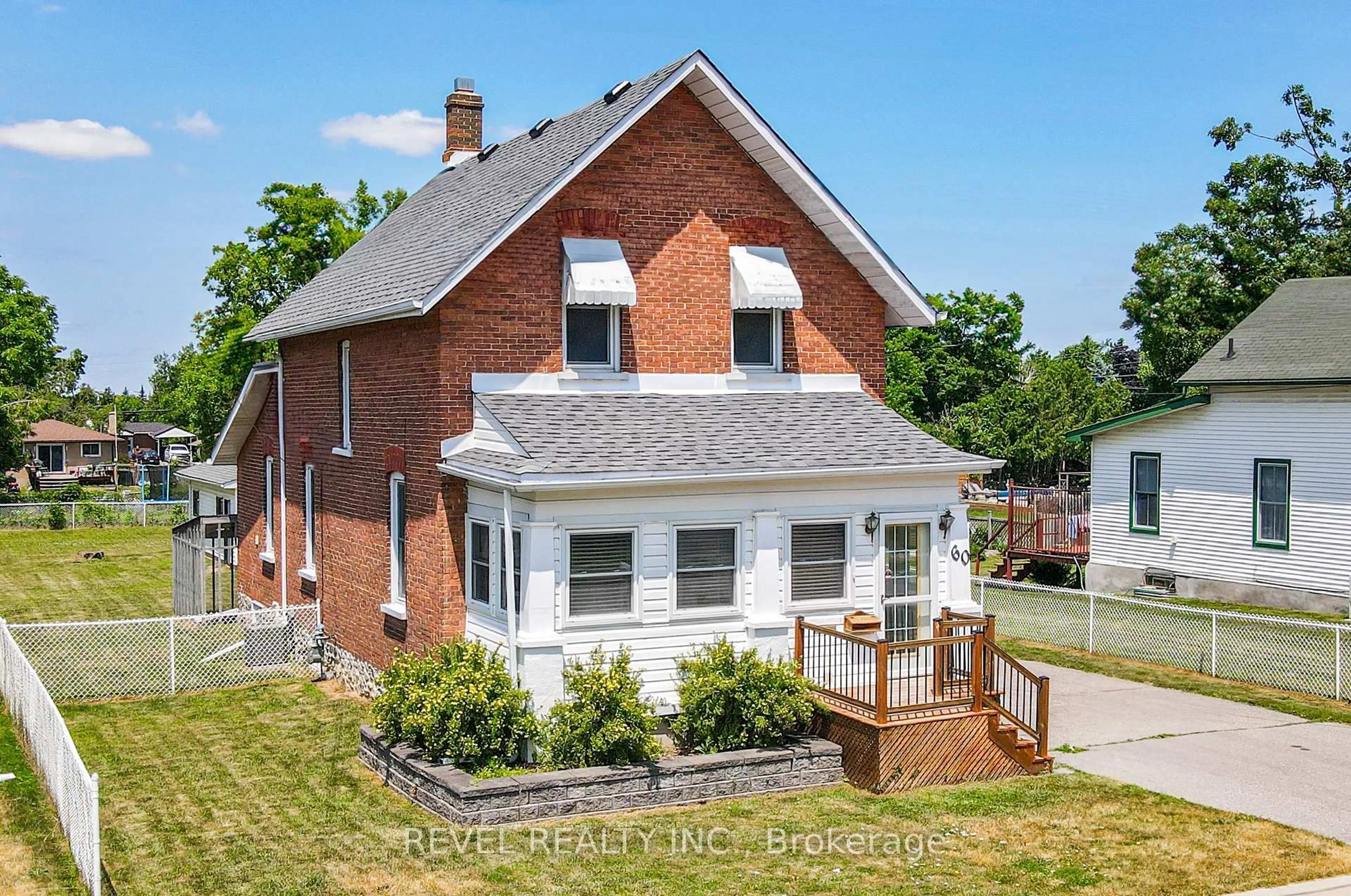 A pic from outside/outdoor area/front of a property/back of a property/a pic from drone, street for 60 Elgin St, Kawartha Lakes Ontario K9V 3W5