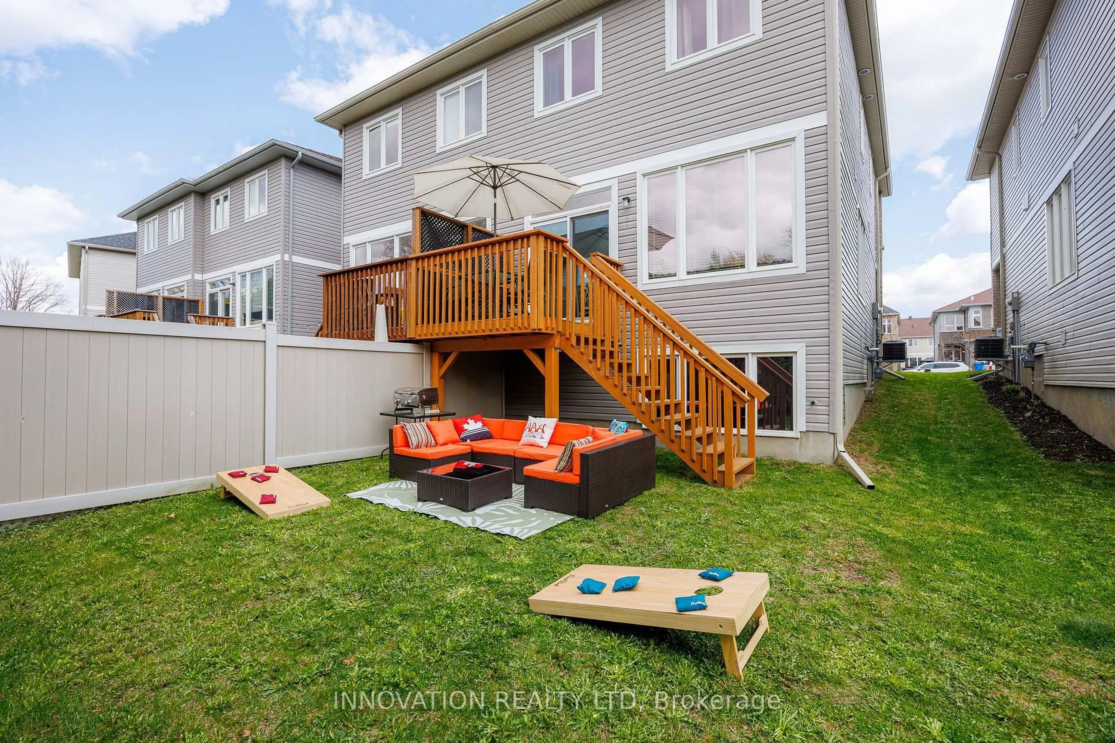 Patio, unknown for 207 Bert Hall St, Arnprior Ontario K7S 0H1