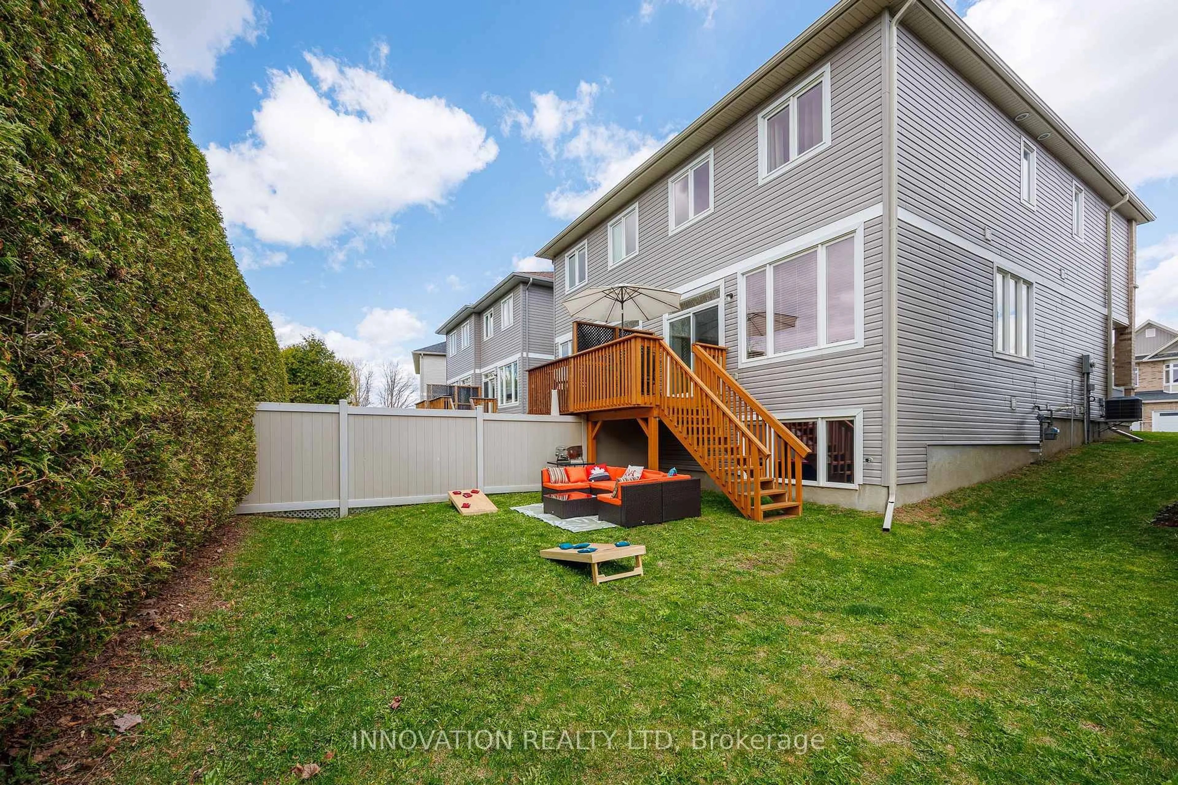 Unknown for 207 Bert Hall St, Arnprior Ontario K7S 0H1