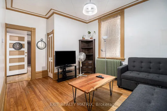 14 Somerset St, Ottawa 3