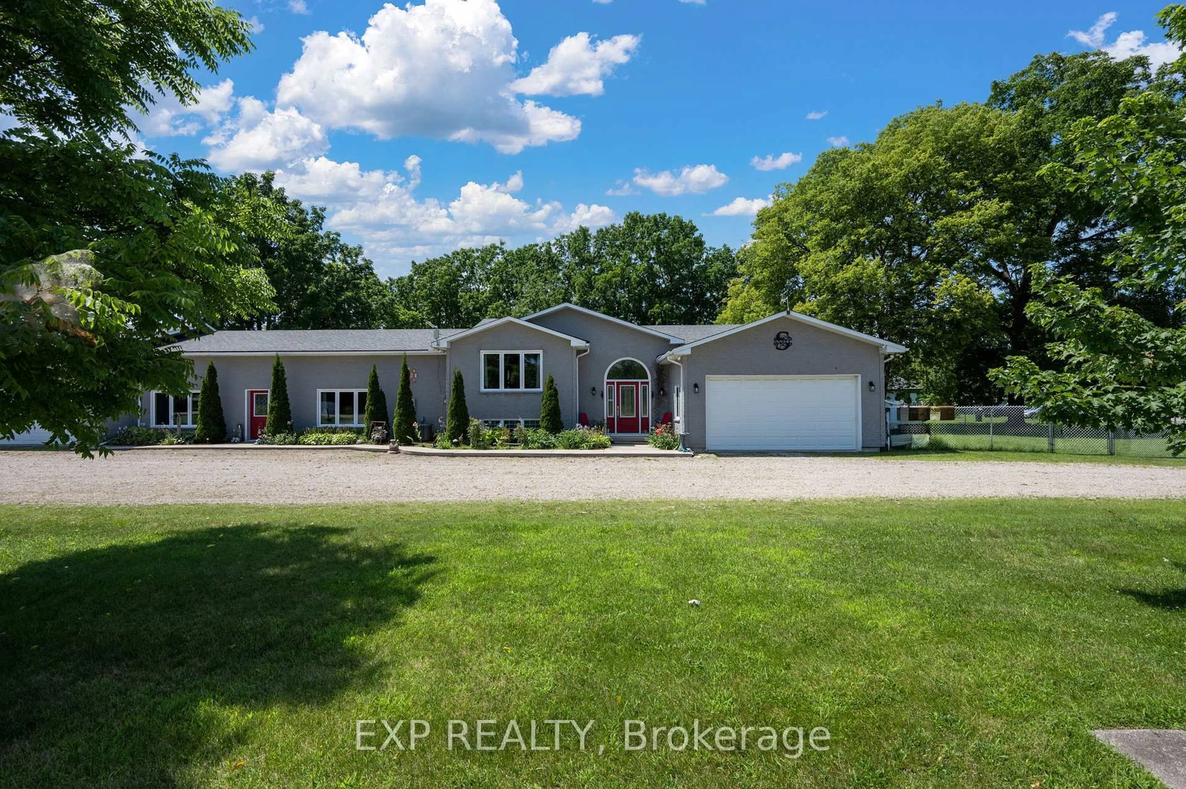 A pic from outside/outdoor area/front of a property/back of a property/a pic from drone, water/lake/river/ocean view for 20437 Melbourne Rd, Southwest Middlesex Ontario N0L 1T0