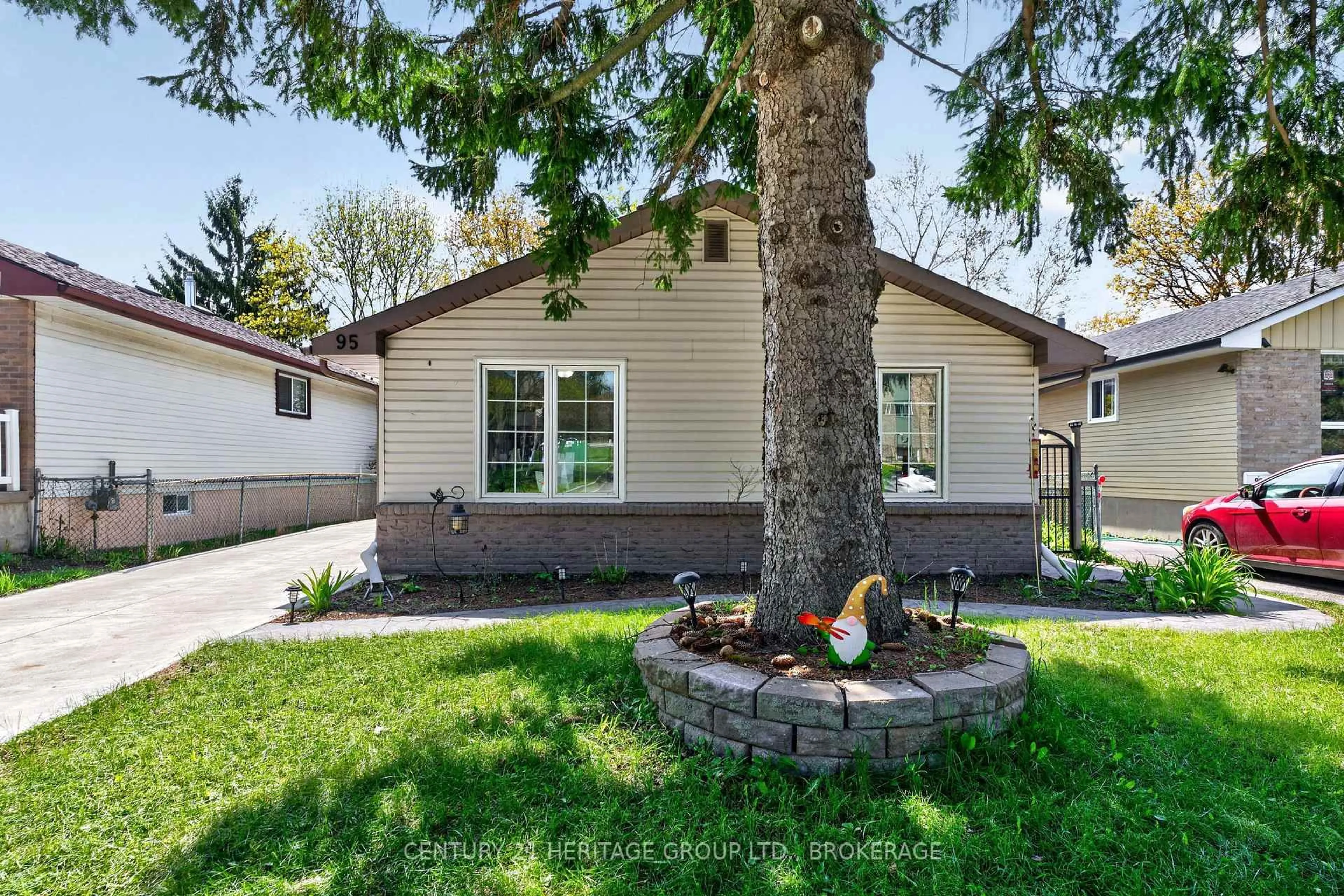 Home with vinyl exterior material, street for 95 Virginia Dr, Kingston Ontario K7K 5Y3