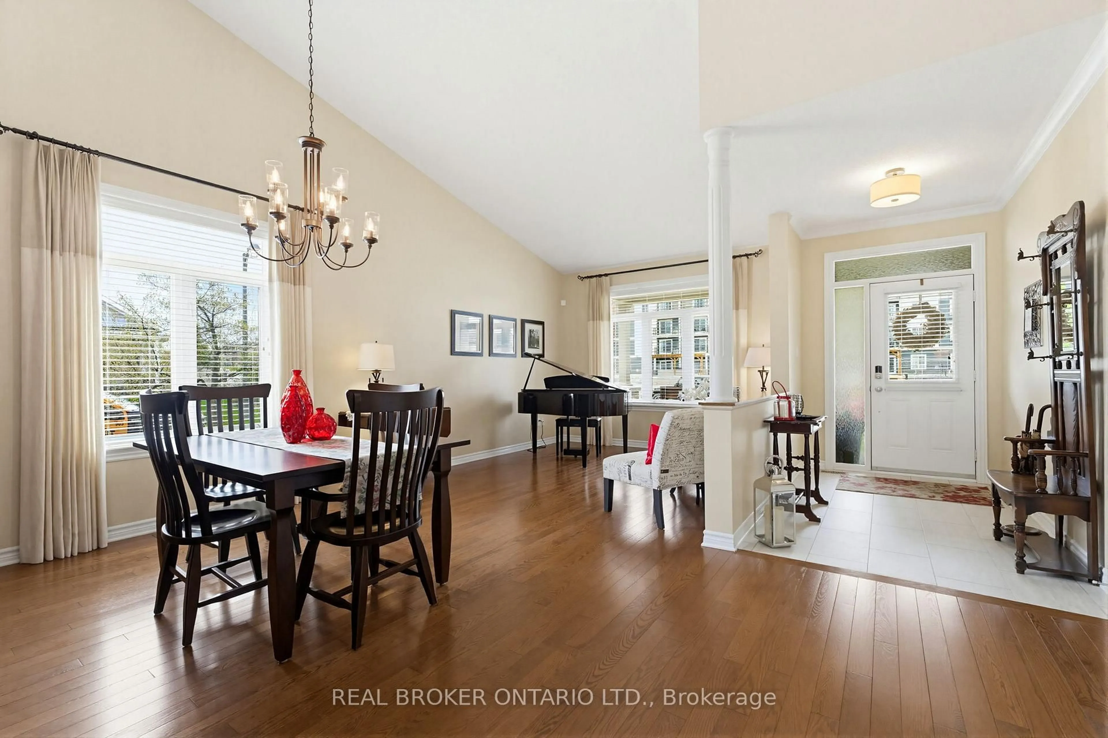 Dining room, unknown for 341 Bobolink Rdge, Ottawa Ontario K2V 0B9