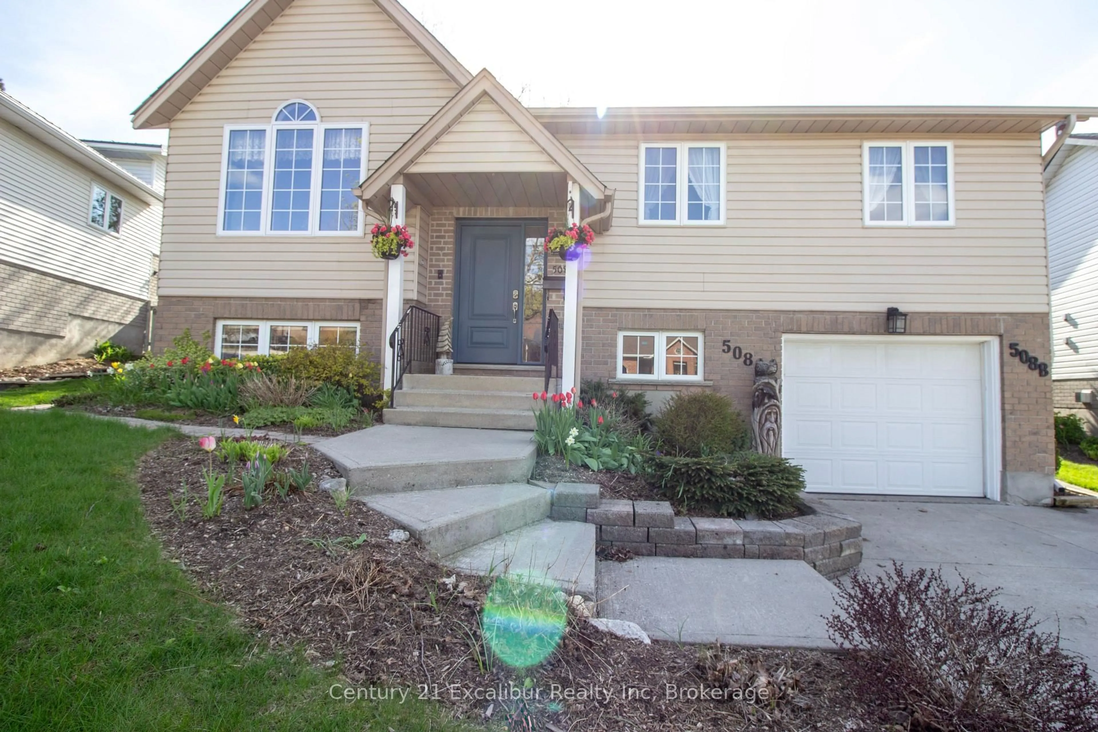 Unknown for 508 Harvey St, Centre Wellington Ontario N1M 3K2