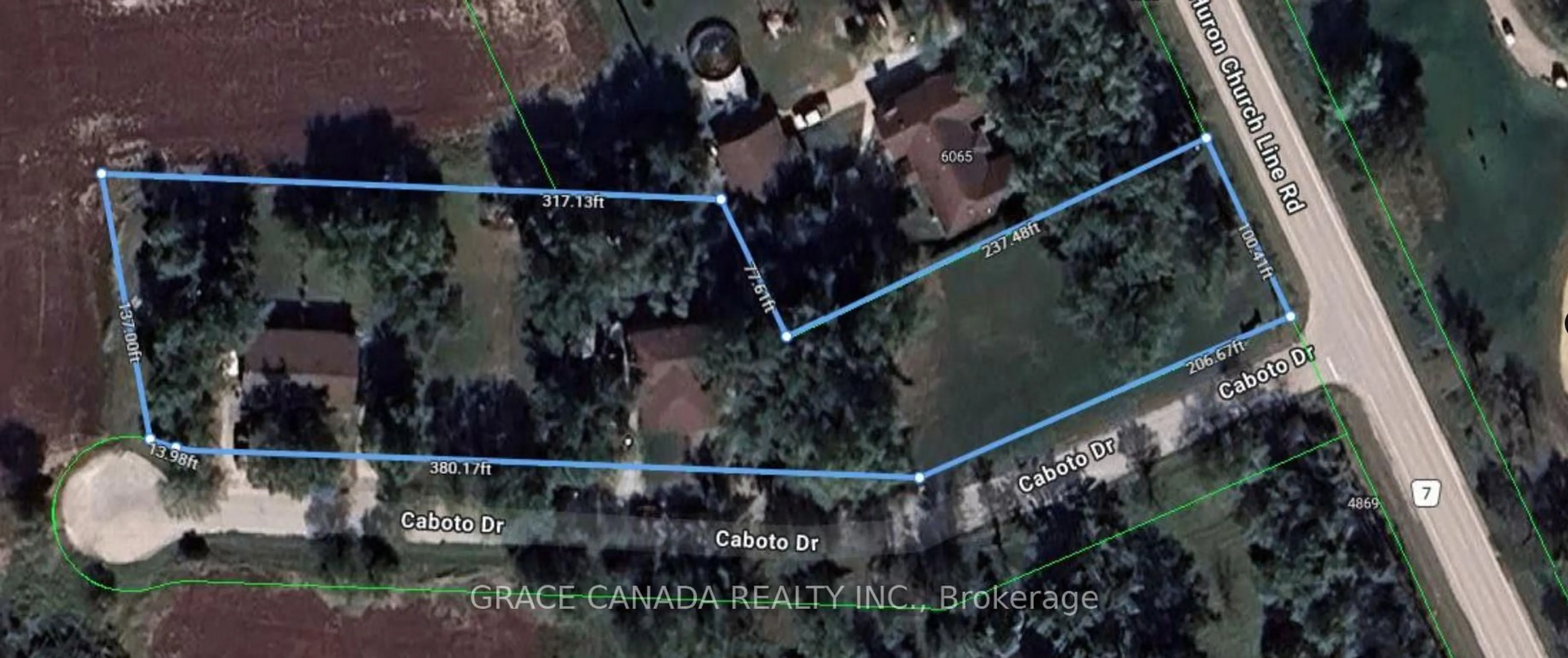 A pic from outside/outdoor area/front of a property/back of a property/a pic from drone, building for 4650 - 4666 Caboto Dr, LaSalle Ontario N9H 0H2
