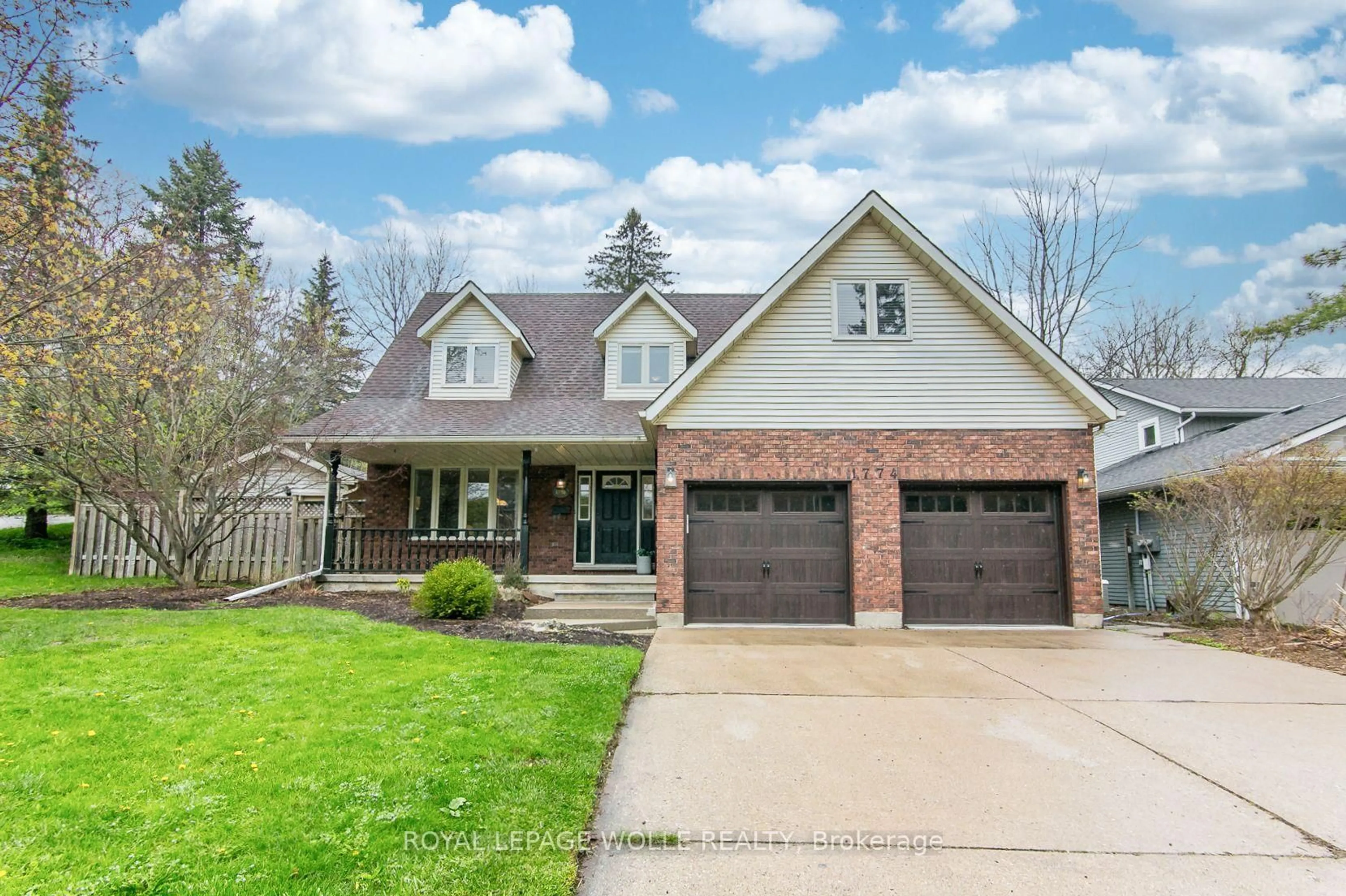 Home with brick exterior material, street for 1774 Old Mill Rd, Kitchener Ontario N2P 1Z5