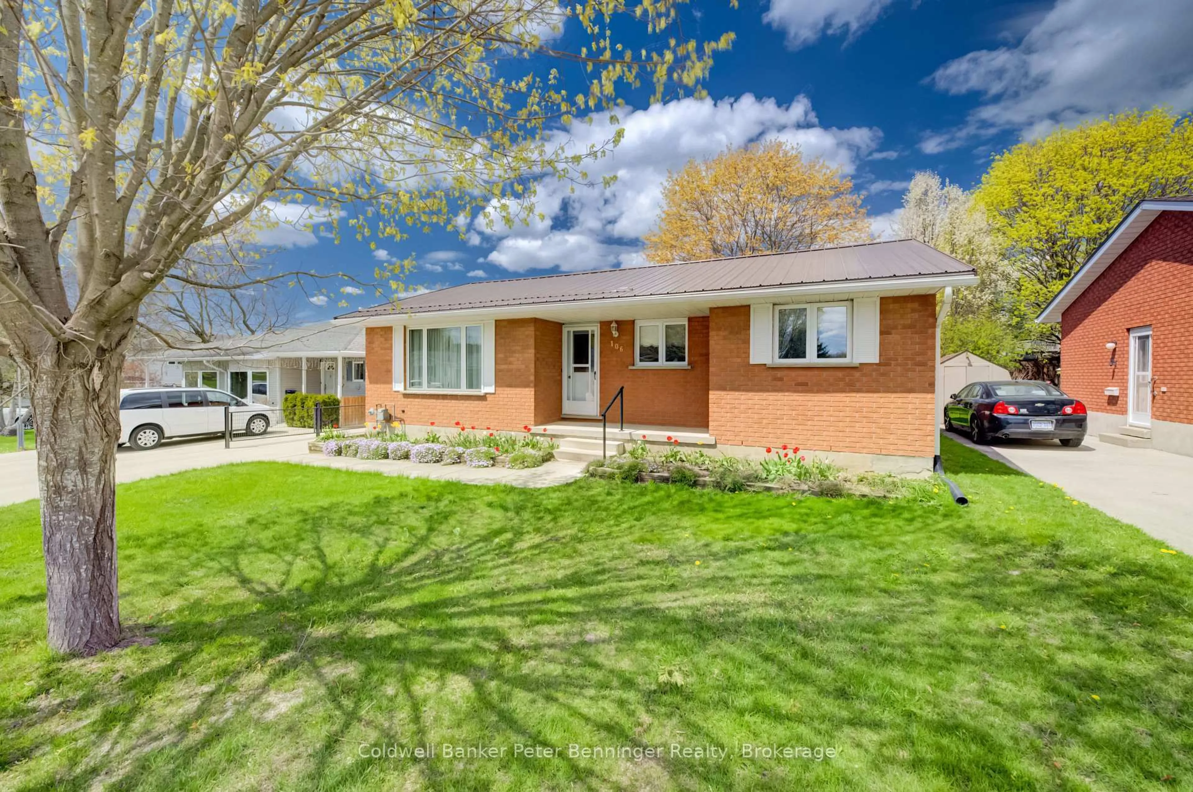 Home with brick exterior material, street for 106 Orange St, Brockton Ontario N0G 2V0
