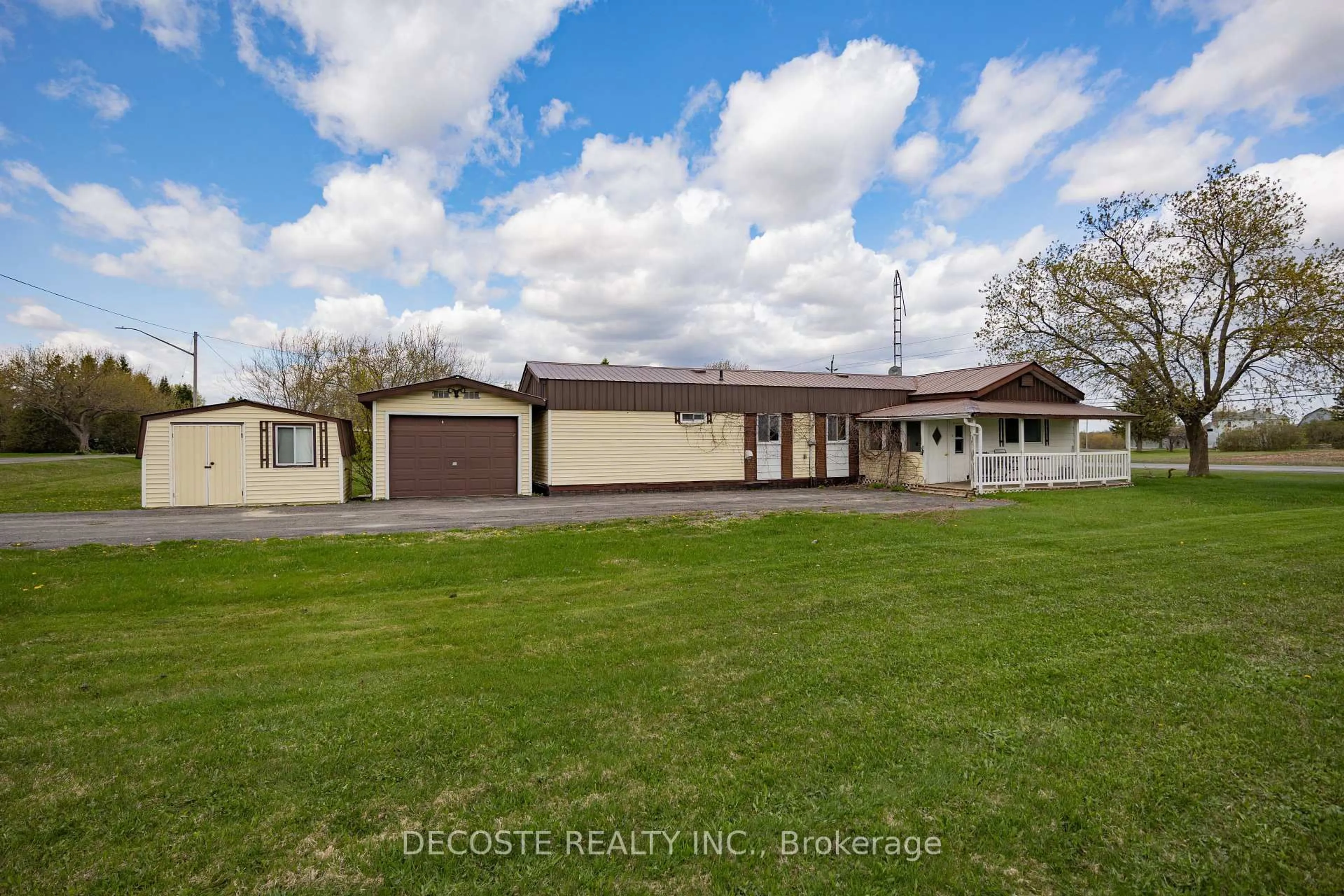 A pic from outside/outdoor area/front of a property/back of a property/a pic from drone, street for 3813 Jo Ann St, North Glengarry Ontario K0C 1A0