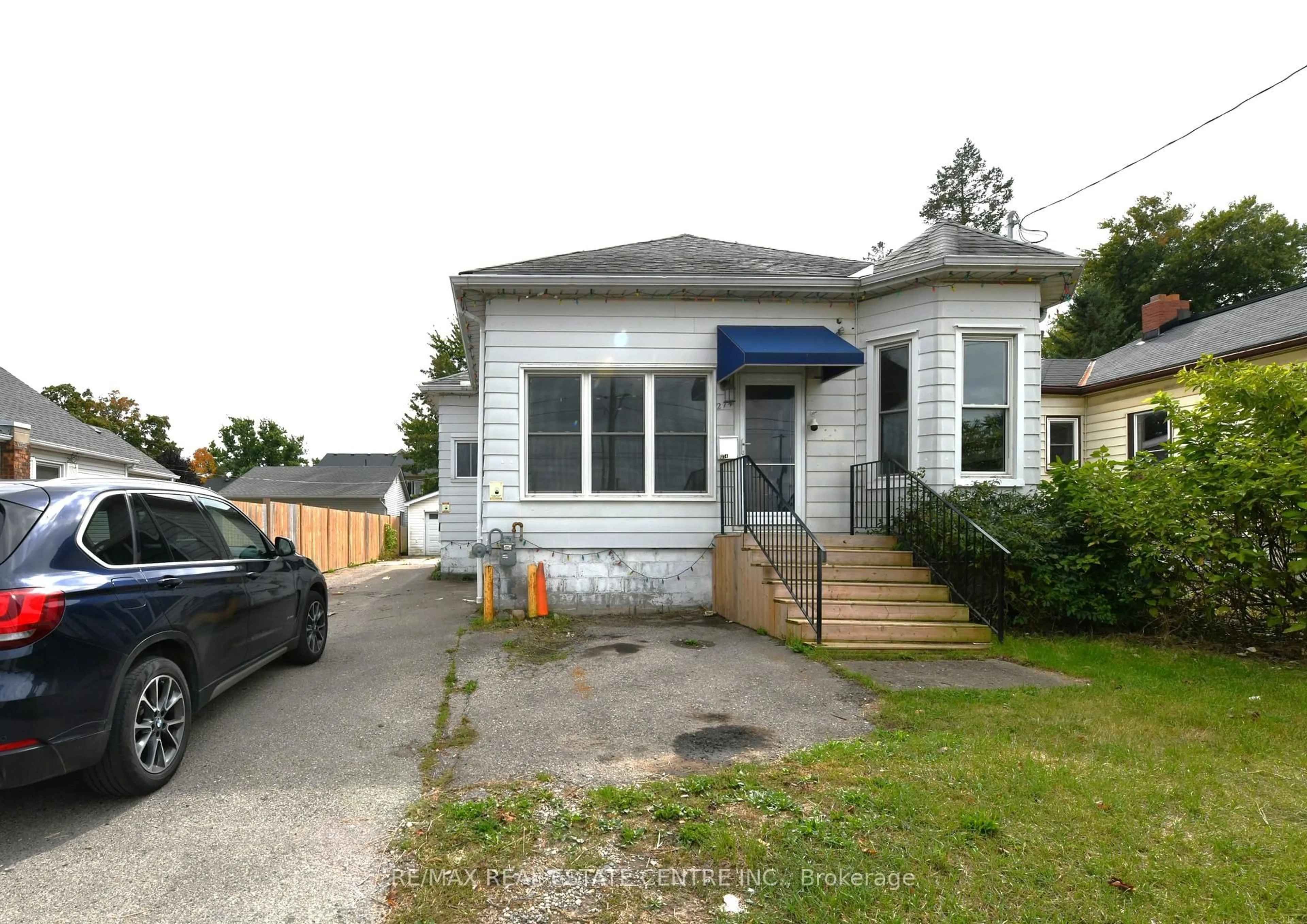 Unknown for 274 WELLINGTON St, St. Thomas Ontario N5R 2S8
