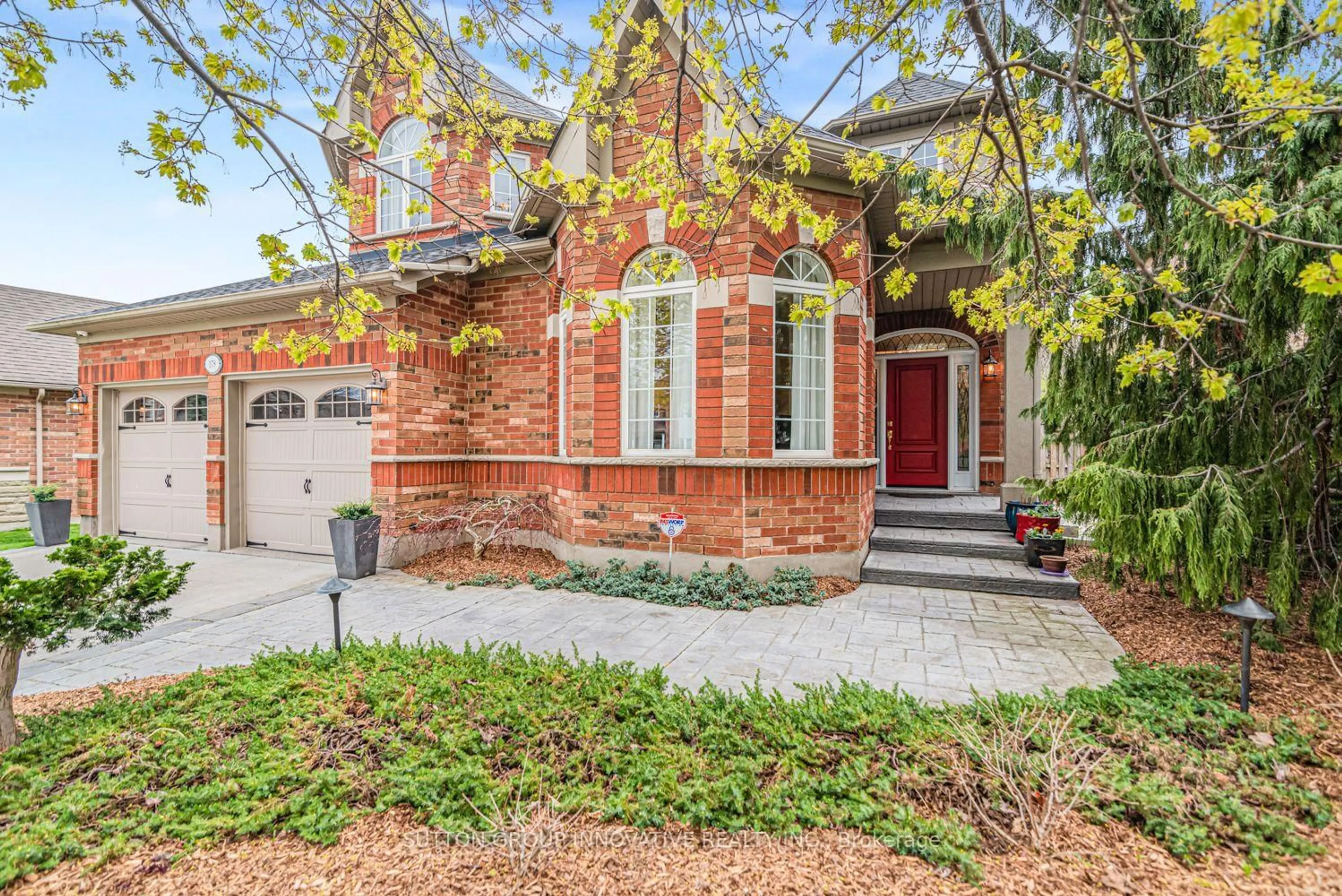 Home with brick exterior material, street for 178 Valmont Crt, Hamilton Ontario L9G 5A1