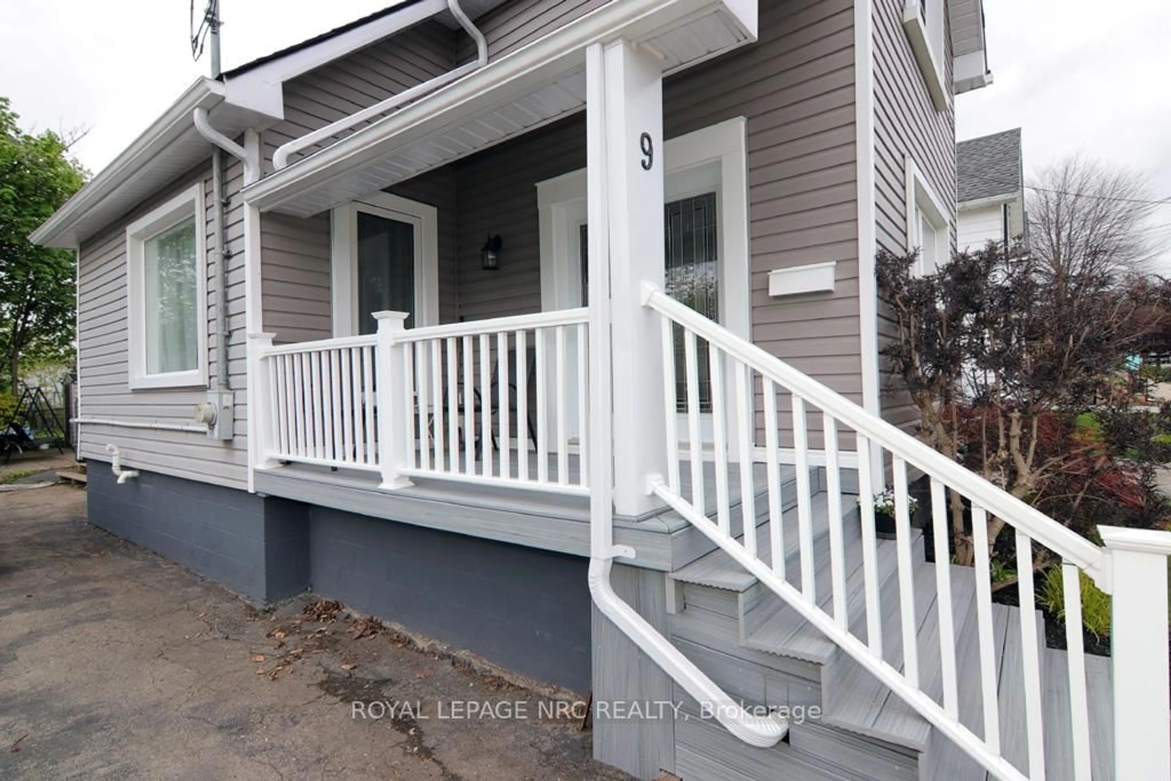 Unknown for 9 Phipps St, Fort Erie Ontario L2A 2V1