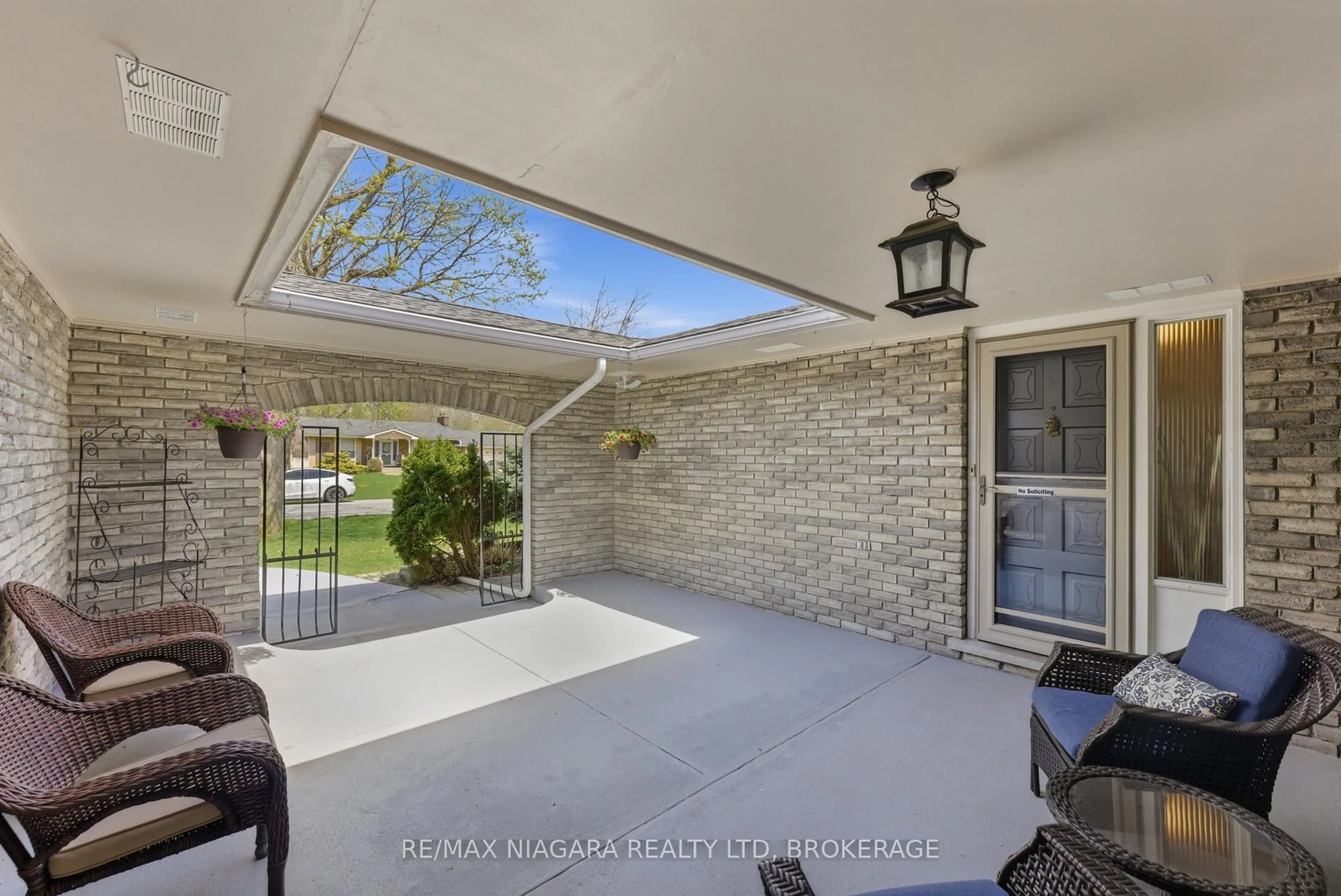 Patio, street for 45 LINDBERGH Dr, Fort Erie Ontario L2A 2Z6