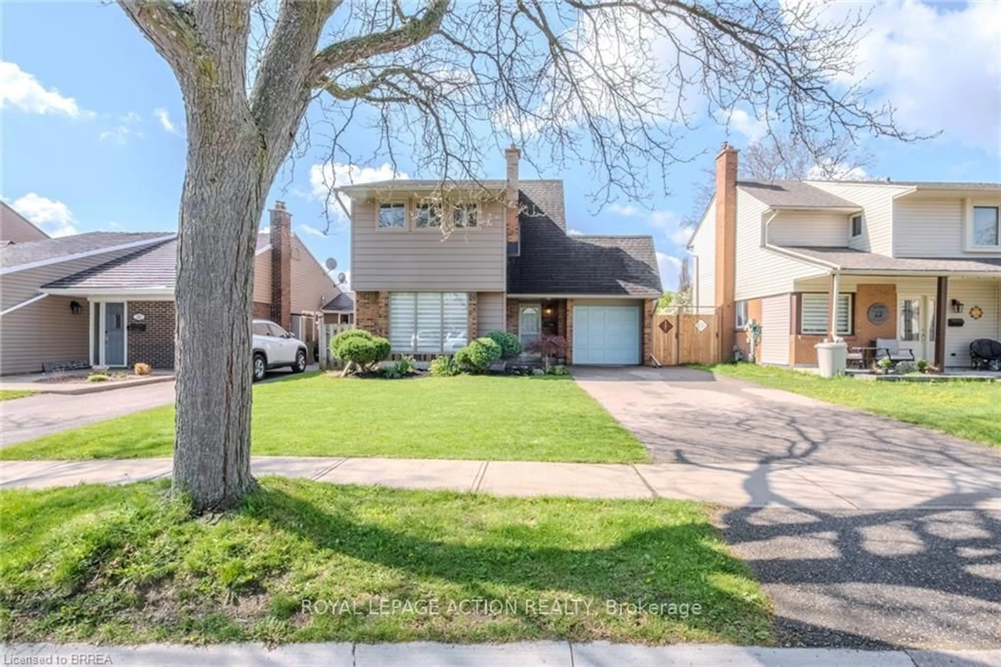 Home with brick exterior material, street for 24 Hallmark St, Brantford Ontario N3P 1A5