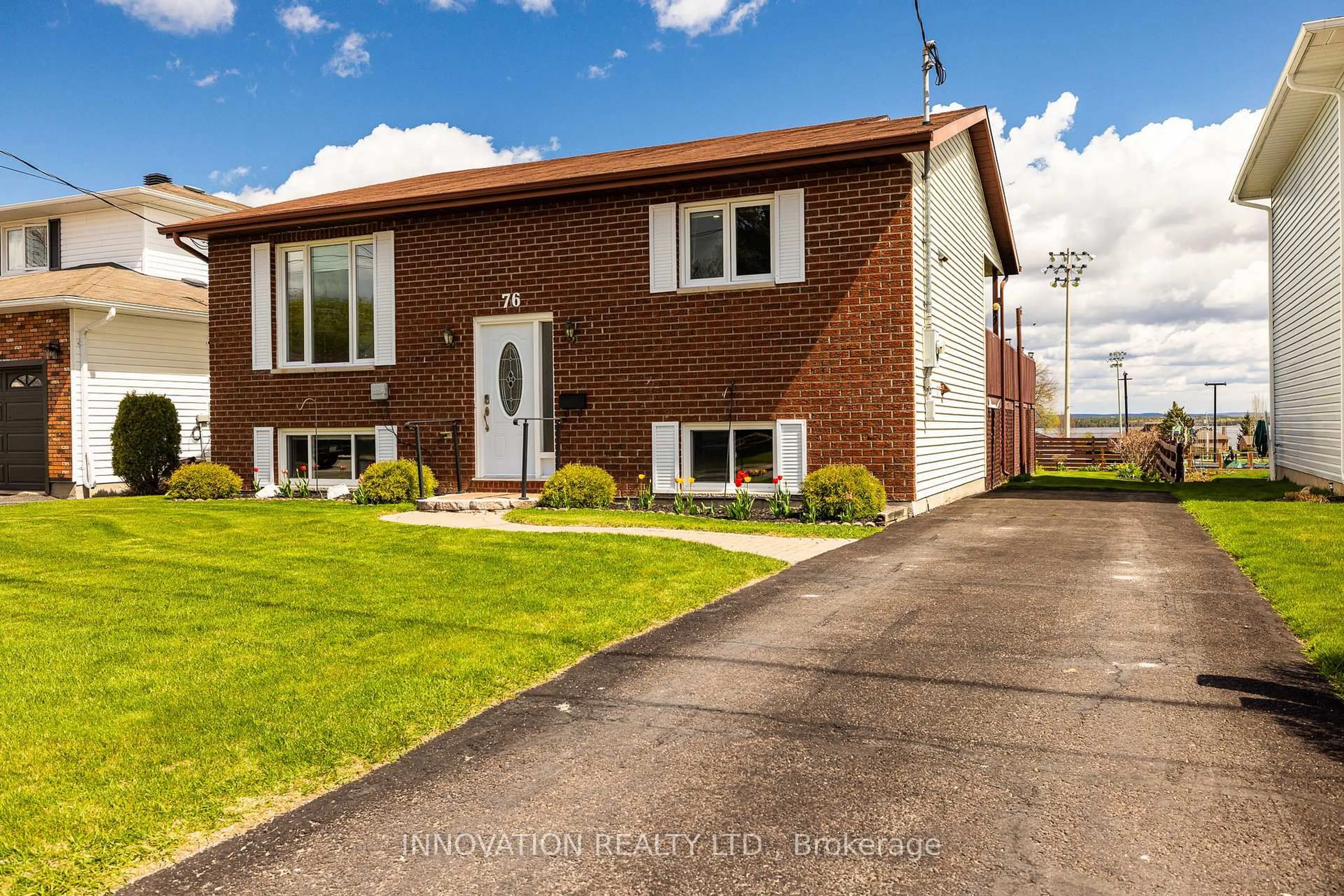 Home with brick exterior material, street for 76 Seventh Ave, Arnprior Ontario K7S 3S6