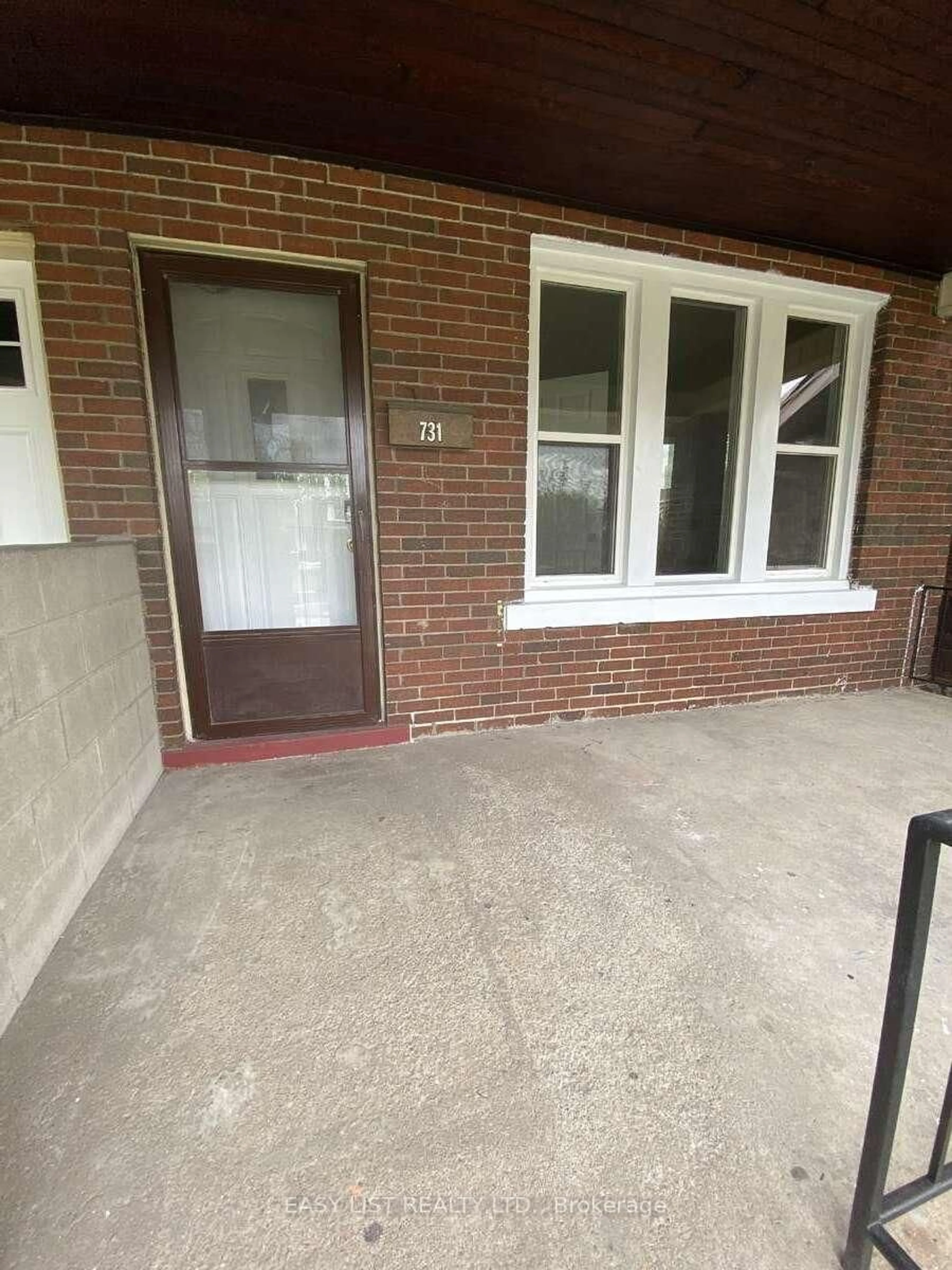 Unknown for 731-733 Partington Ave, Windsor Ontario N9B 2N6