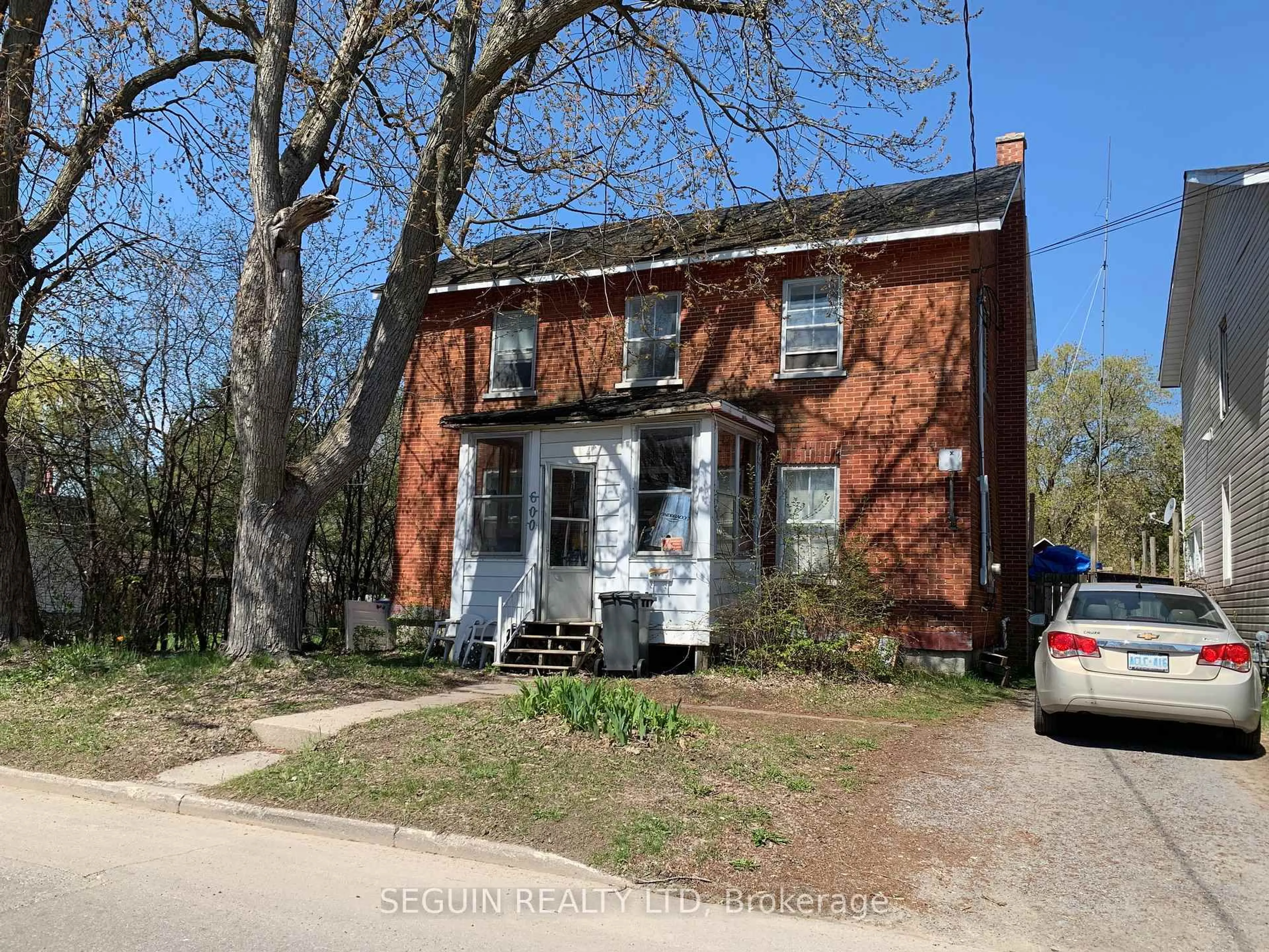 Home with brick exterior material, street for 600 Mcgill St, Hawkesbury Ontario K6A 1R3