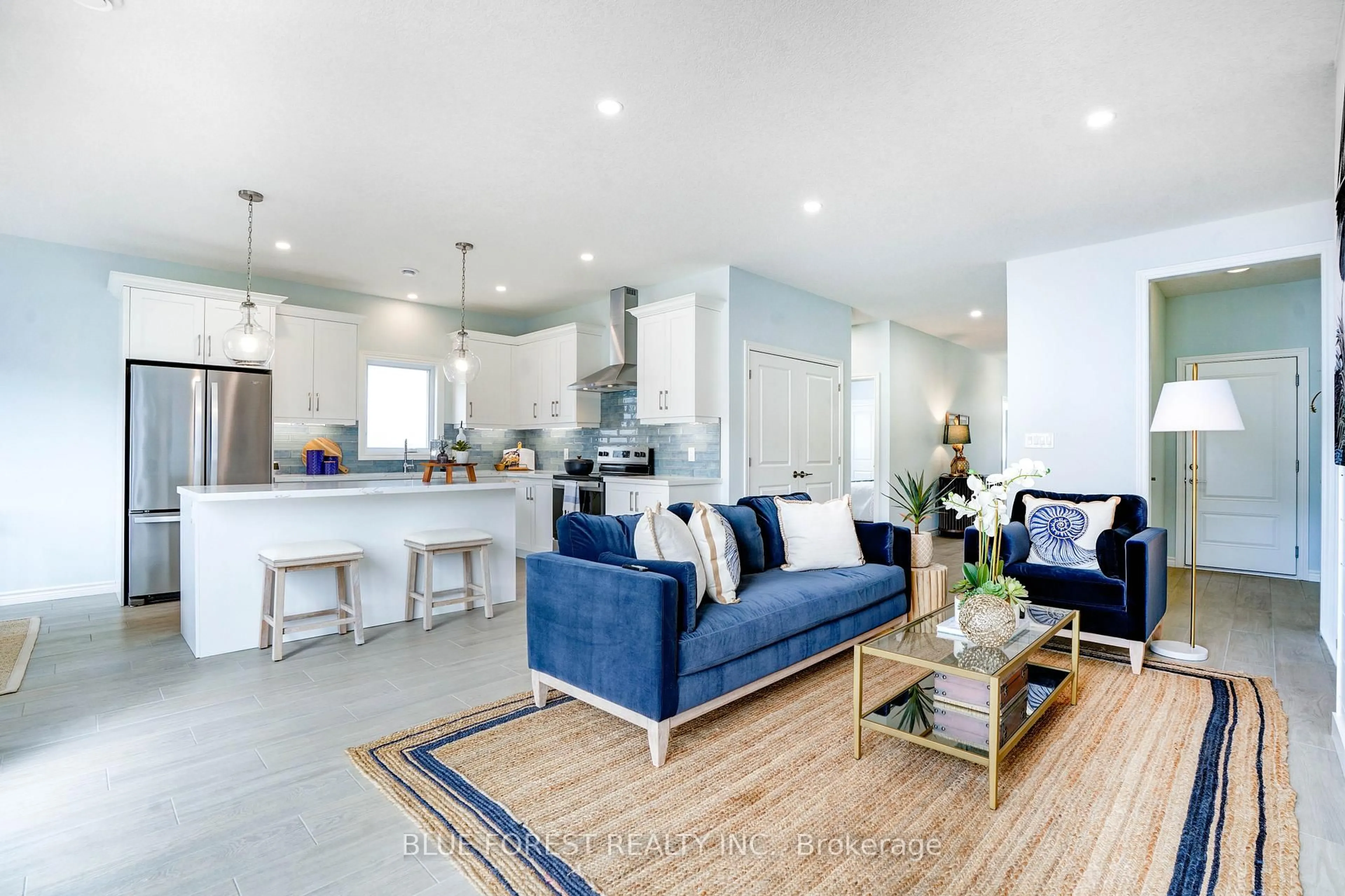 Open concept kitchen, unknown for 25 Harbour Way, Central Elgin Ontario N5L 1C5