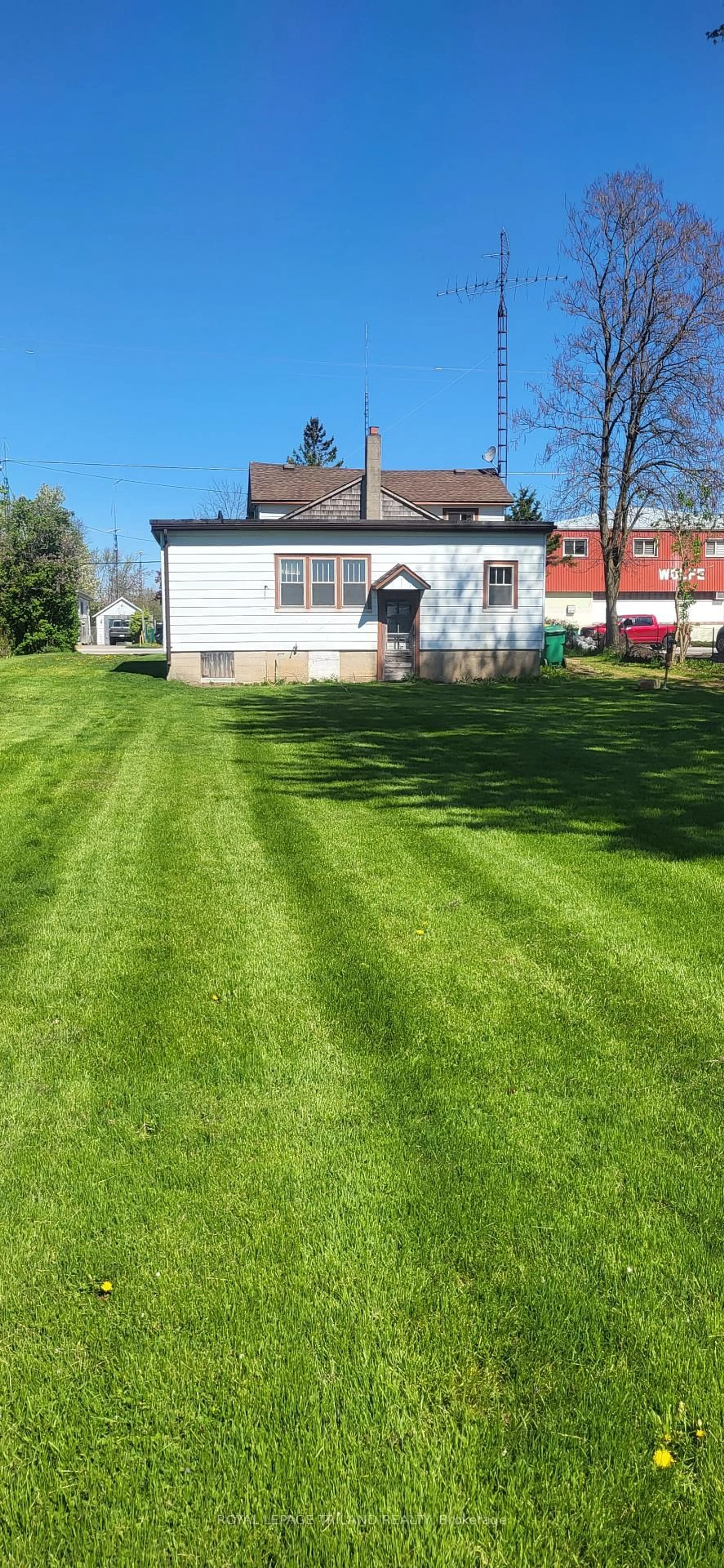 A pic from outside/outdoor area/front of a property/back of a property/a pic from drone, street for 6561 Longwoods Rd, Southwest Middlesex Ontario N0L 1T0
