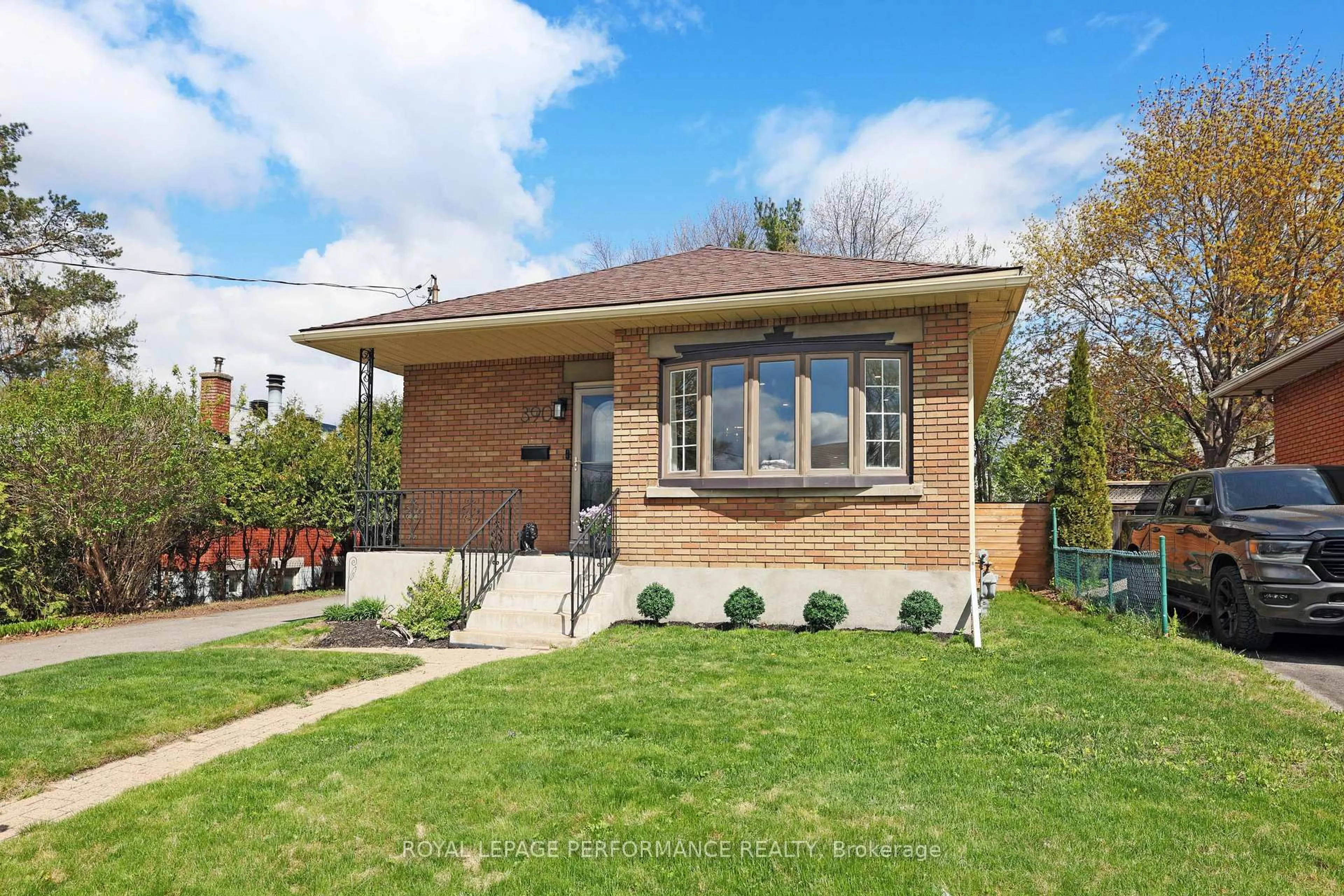 Home with brick exterior material, street for 390 Maria Goretti Circ, Ottawa Ontario K1L 6S4