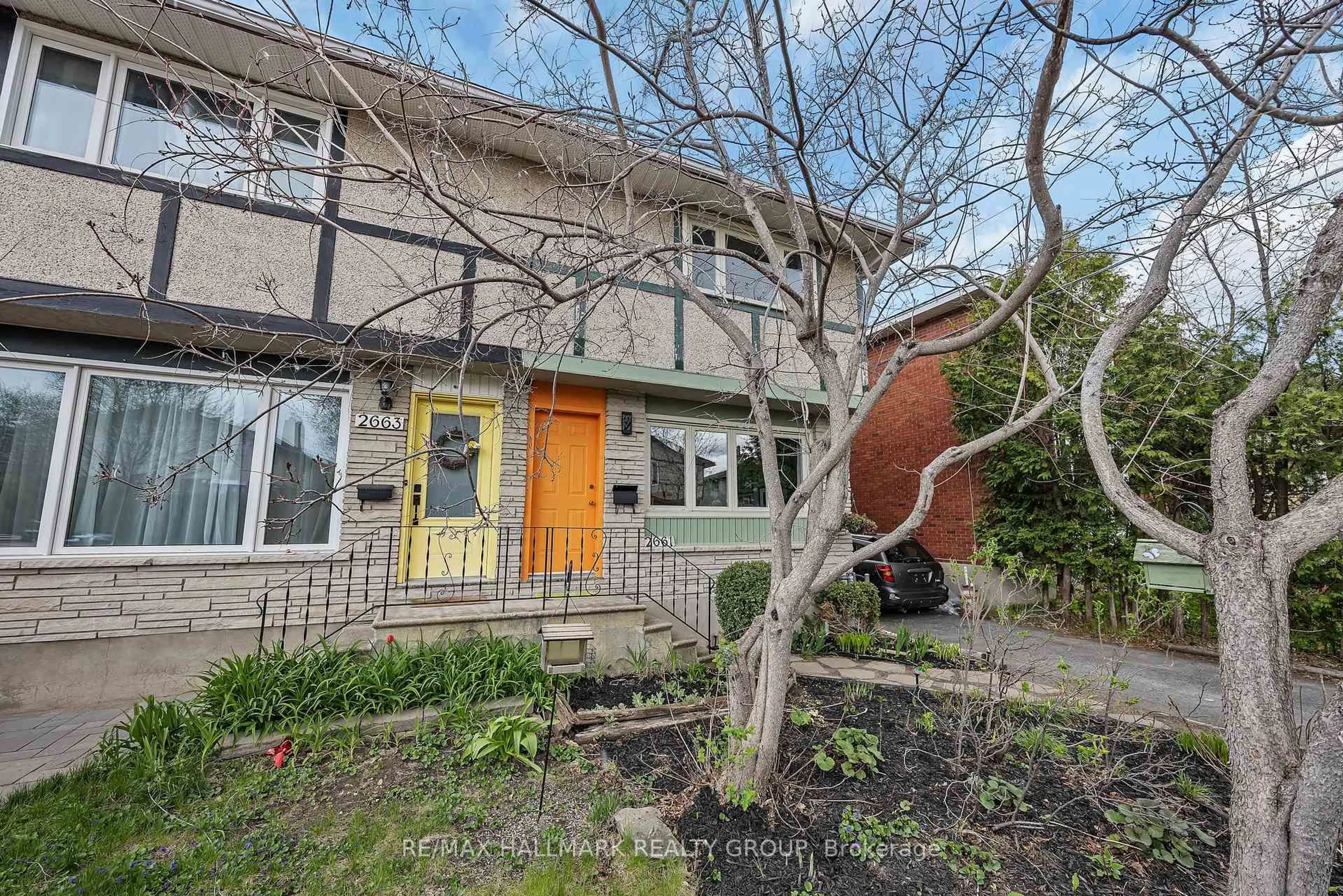Unknown for 2661 Conn St, Ottawa Ontario K2B 7C4