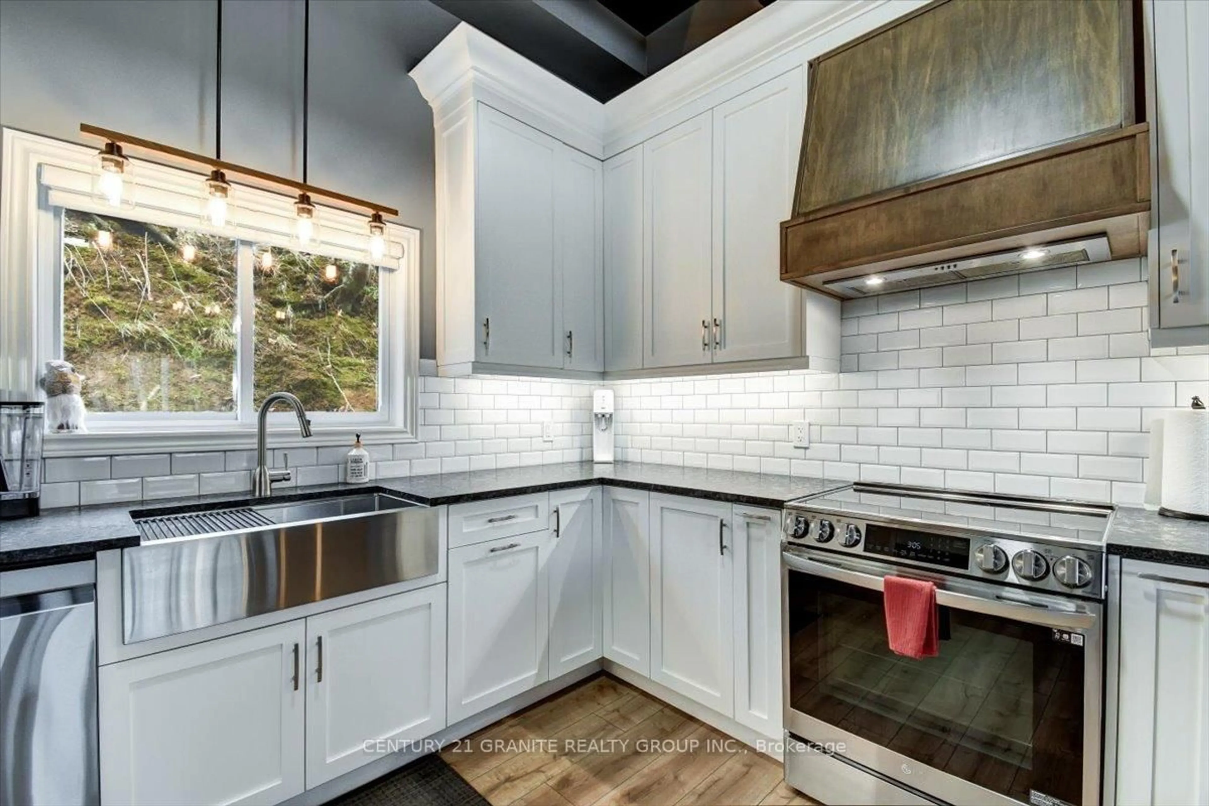 Contemporary kitchen, ceramic/tile floor for 245 Cedar Ridge Tr, Bancroft Ontario K0L 1C0