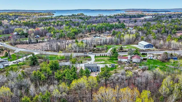 1432 HONEY HARBOUR Rd, Georgian Bay 3
