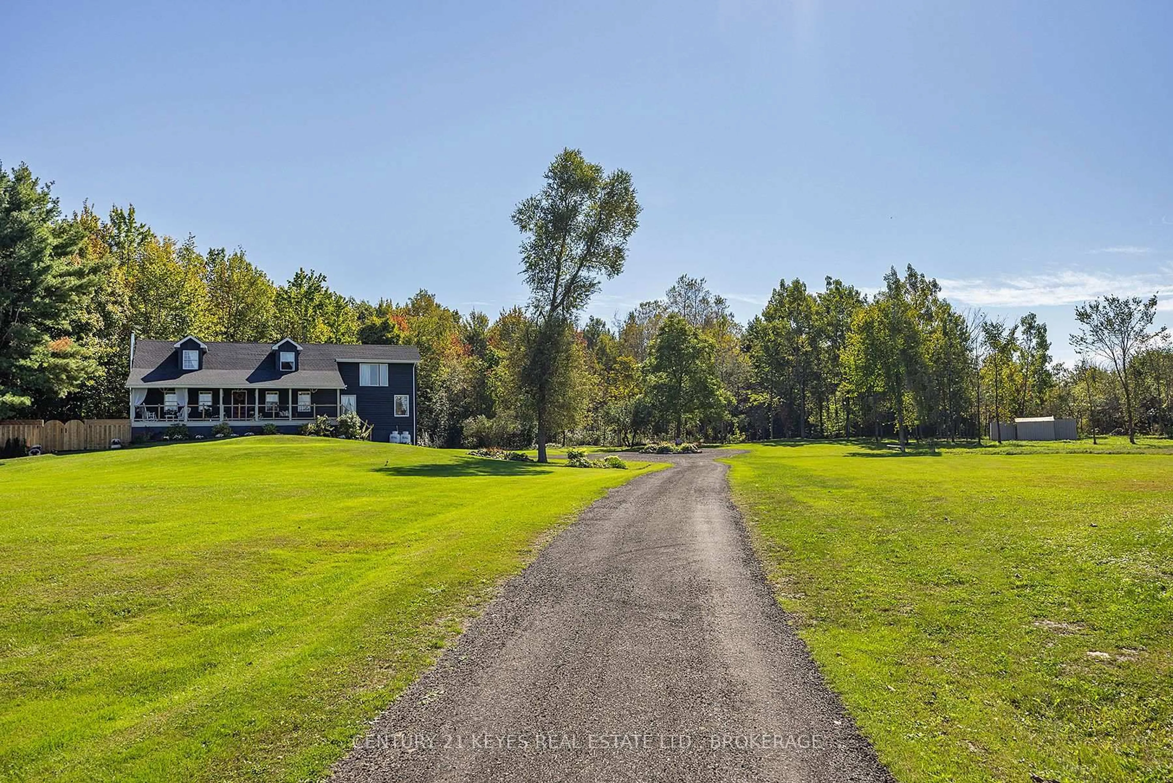 A pic from outside/outdoor area/front of a property/back of a property/a pic from drone, water/lake/river/ocean view for 78 Centennial Rd, Leeds and the Thousand Islands Ontario K0E 1L0