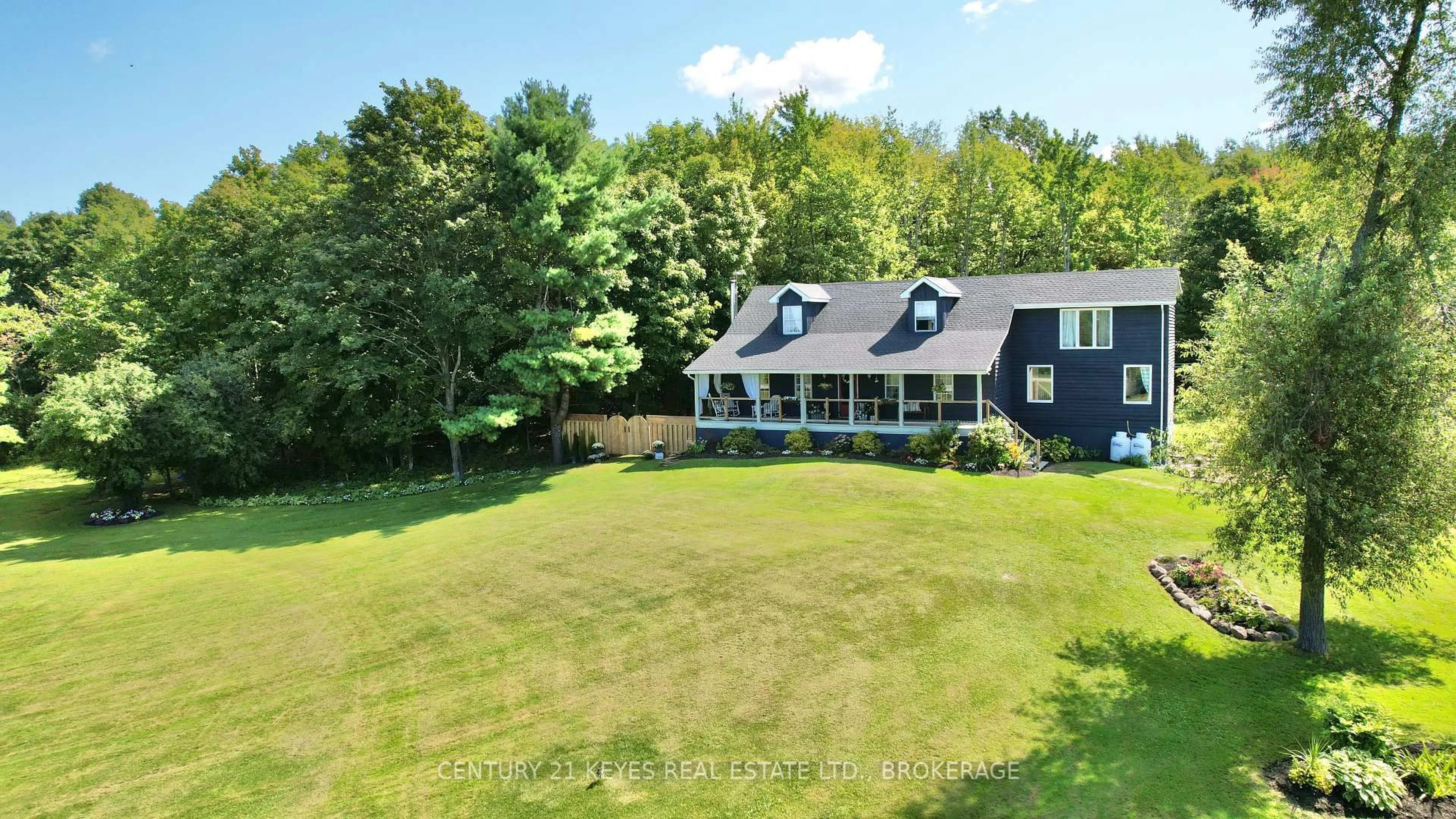 A pic from outside/outdoor area/front of a property/back of a property/a pic from drone, water/lake/river/ocean view for 78 Centennial Rd, Leeds and the Thousand Islands Ontario K0E 1L0