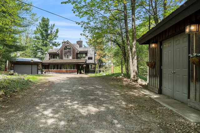 1022 Tullys Way, Perth 4