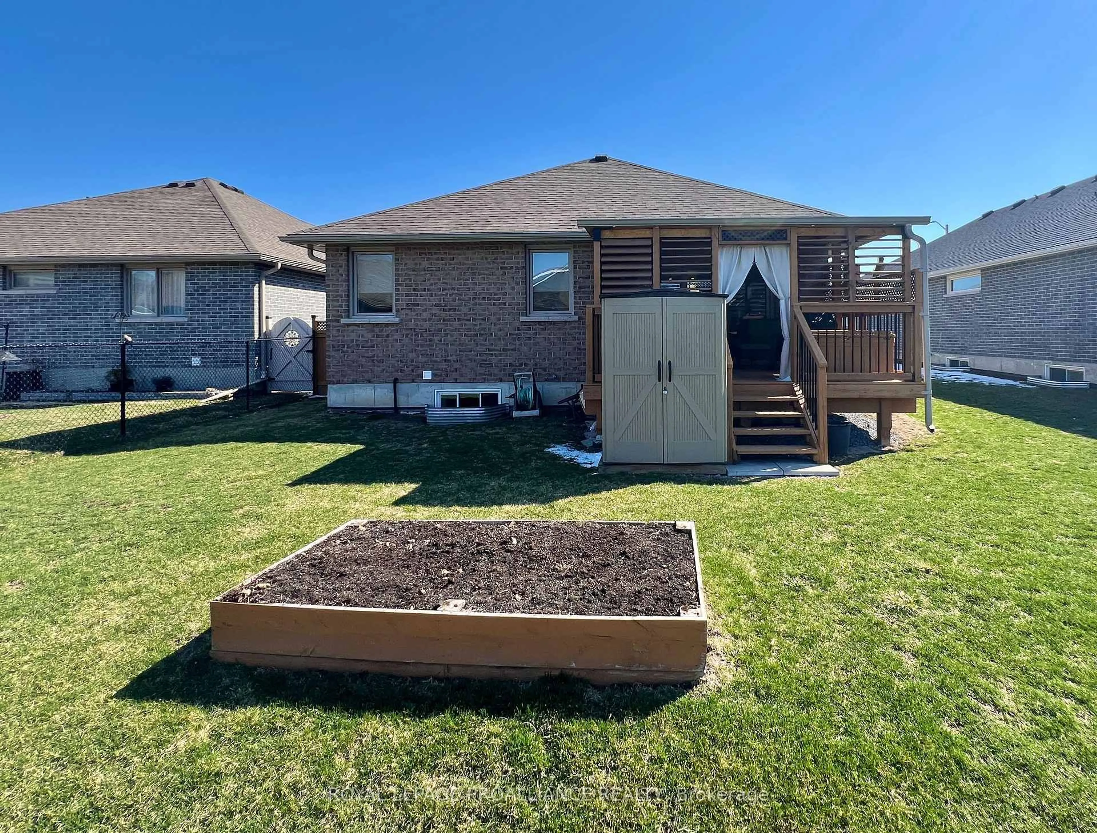 Unknown for 38 Mercedes Dr, Belleville Ontario K8N 0B7