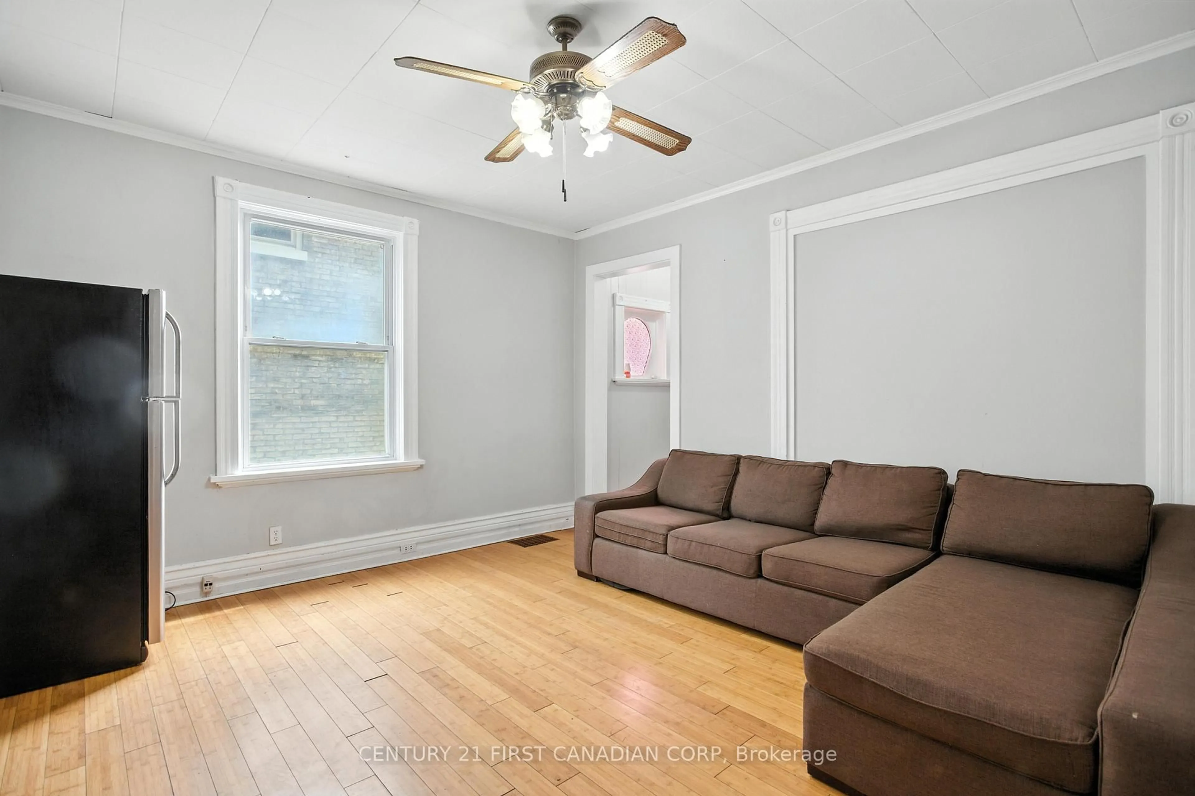 Living room with furniture, unknown for 111 Wharncliffe Rd, London North Ontario N6H 2A8