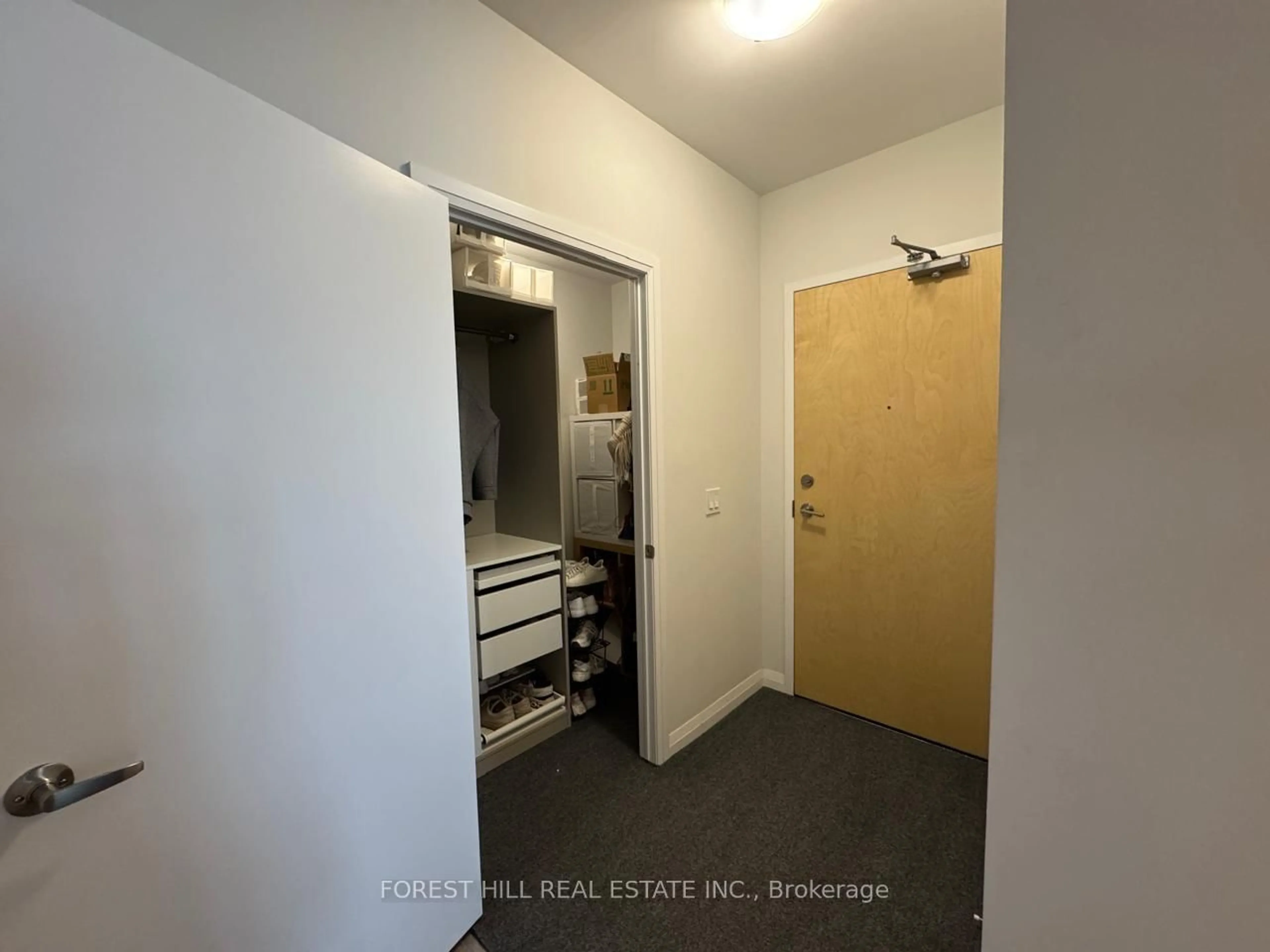 Unknown for 104 Garment St #1602, Kitchener Ontario N2G 0C8