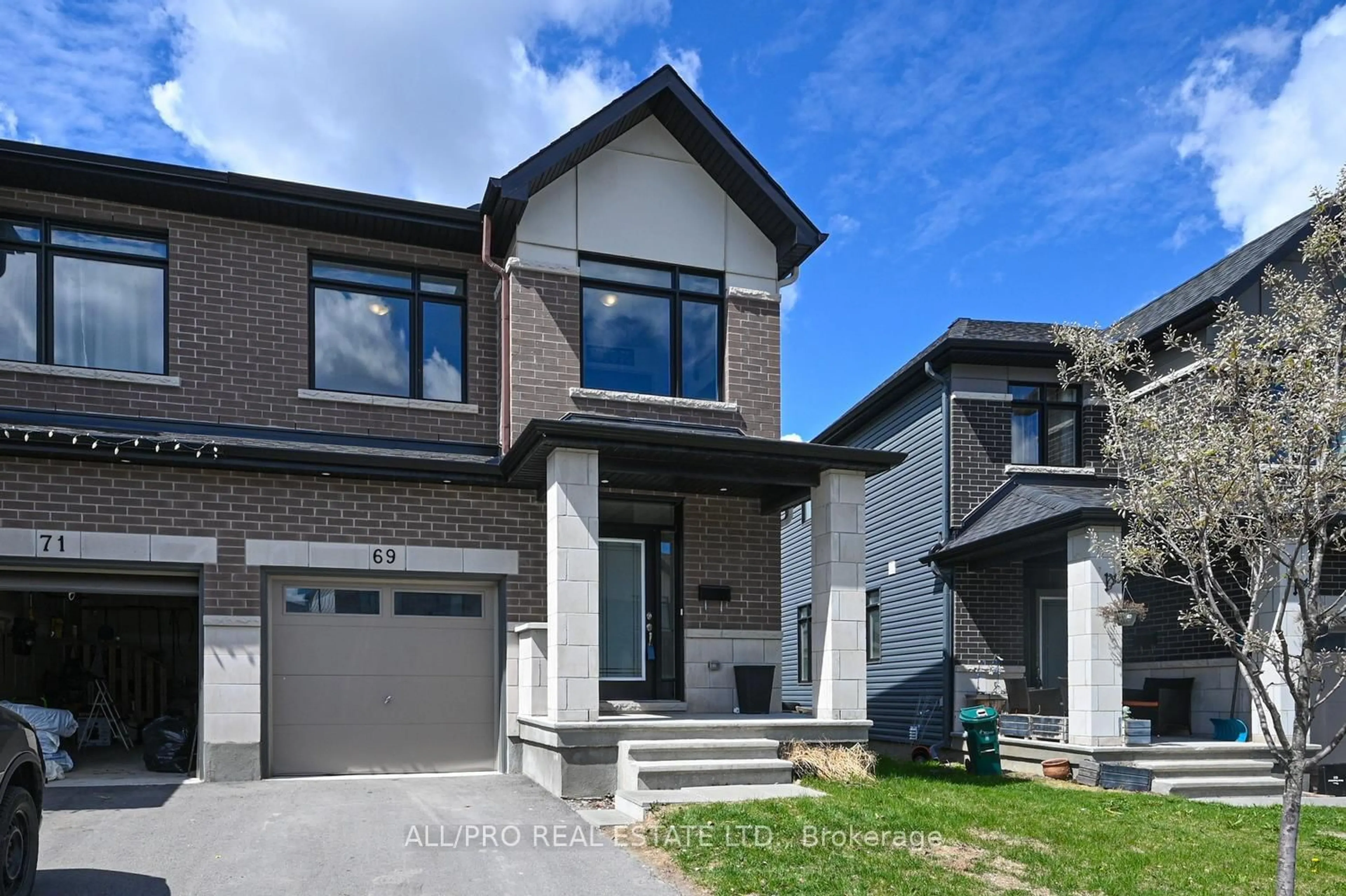 Home with brick exterior material, street for 69 Heirloom St, Ottawa Ontario K4M 0K9
