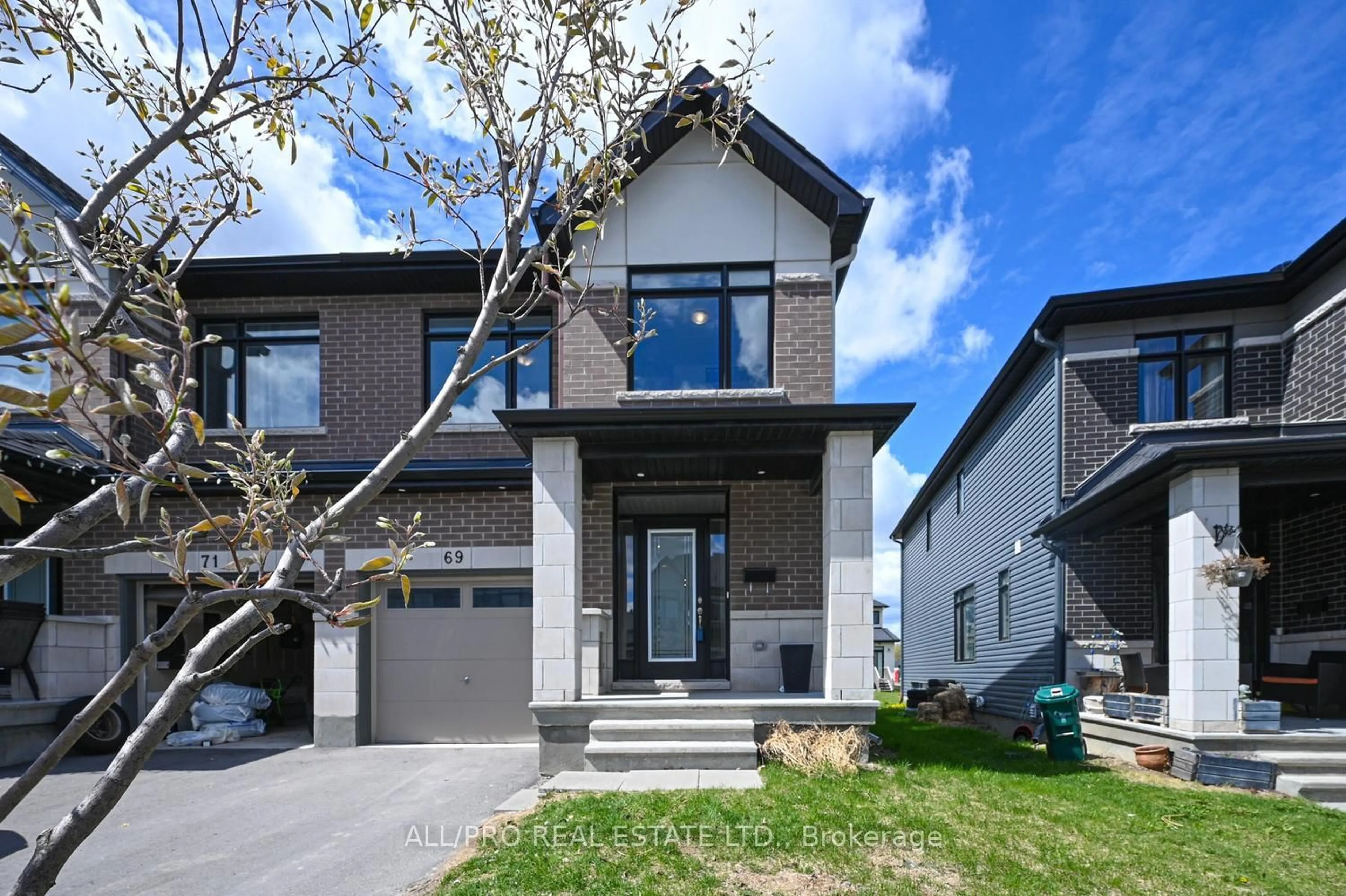 Home with brick exterior material, street for 69 Heirloom St, Ottawa Ontario K4M 0K9