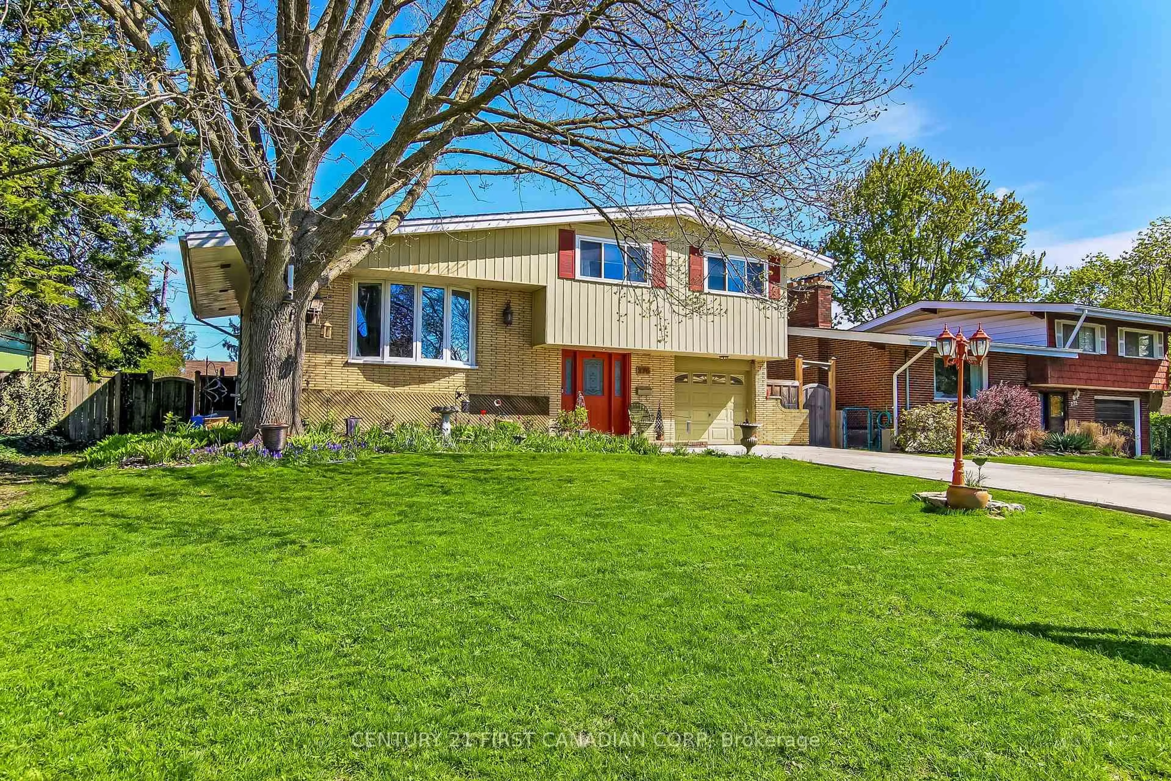 Home with brick exterior material, street for 276 Southcrest Dr, London South Ontario N6J 1N4