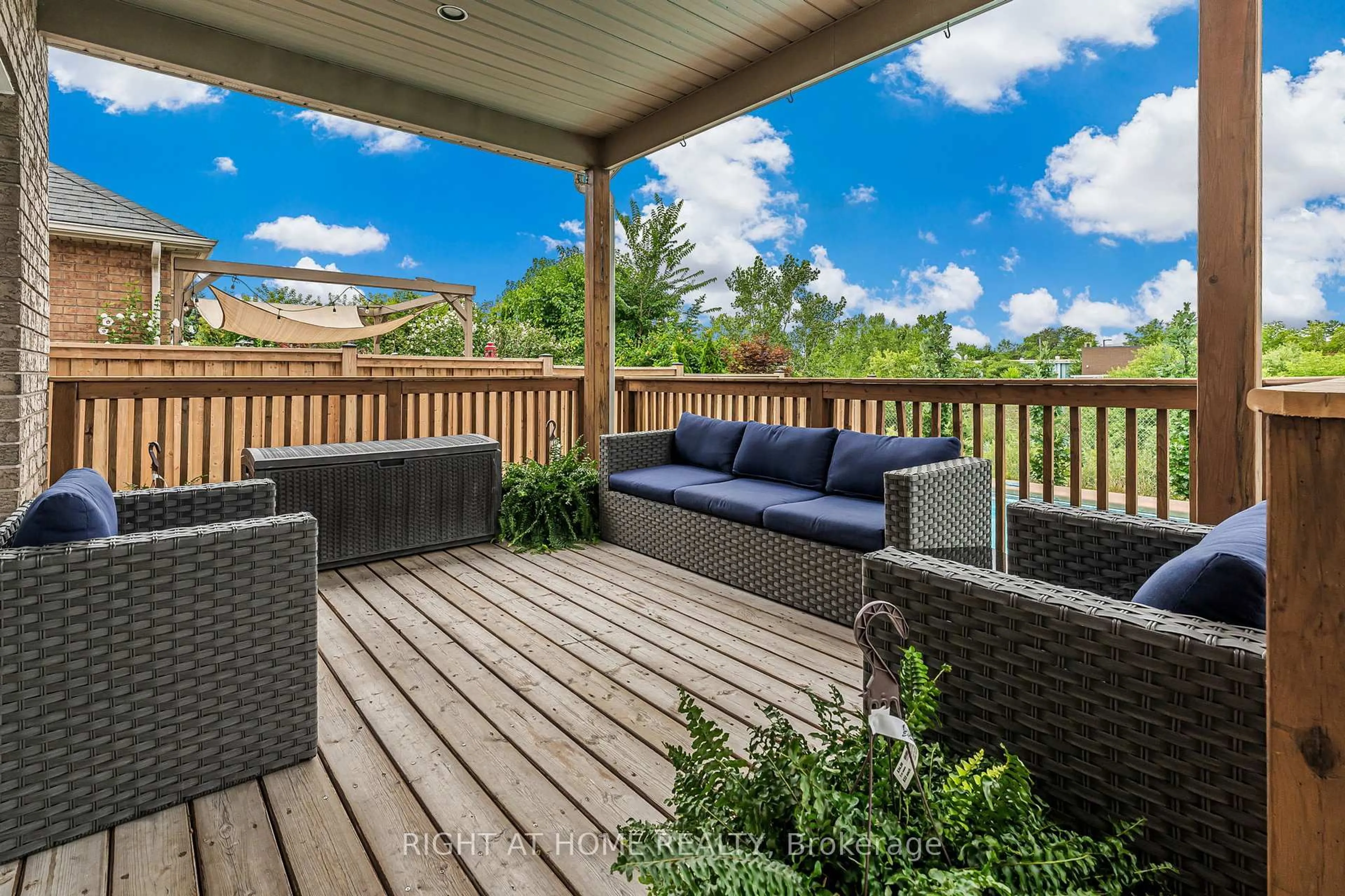Patio, water/lake/river/ocean view for 80 Loretta Dr, Niagara-on-the-Lake Ontario L0S 1T0