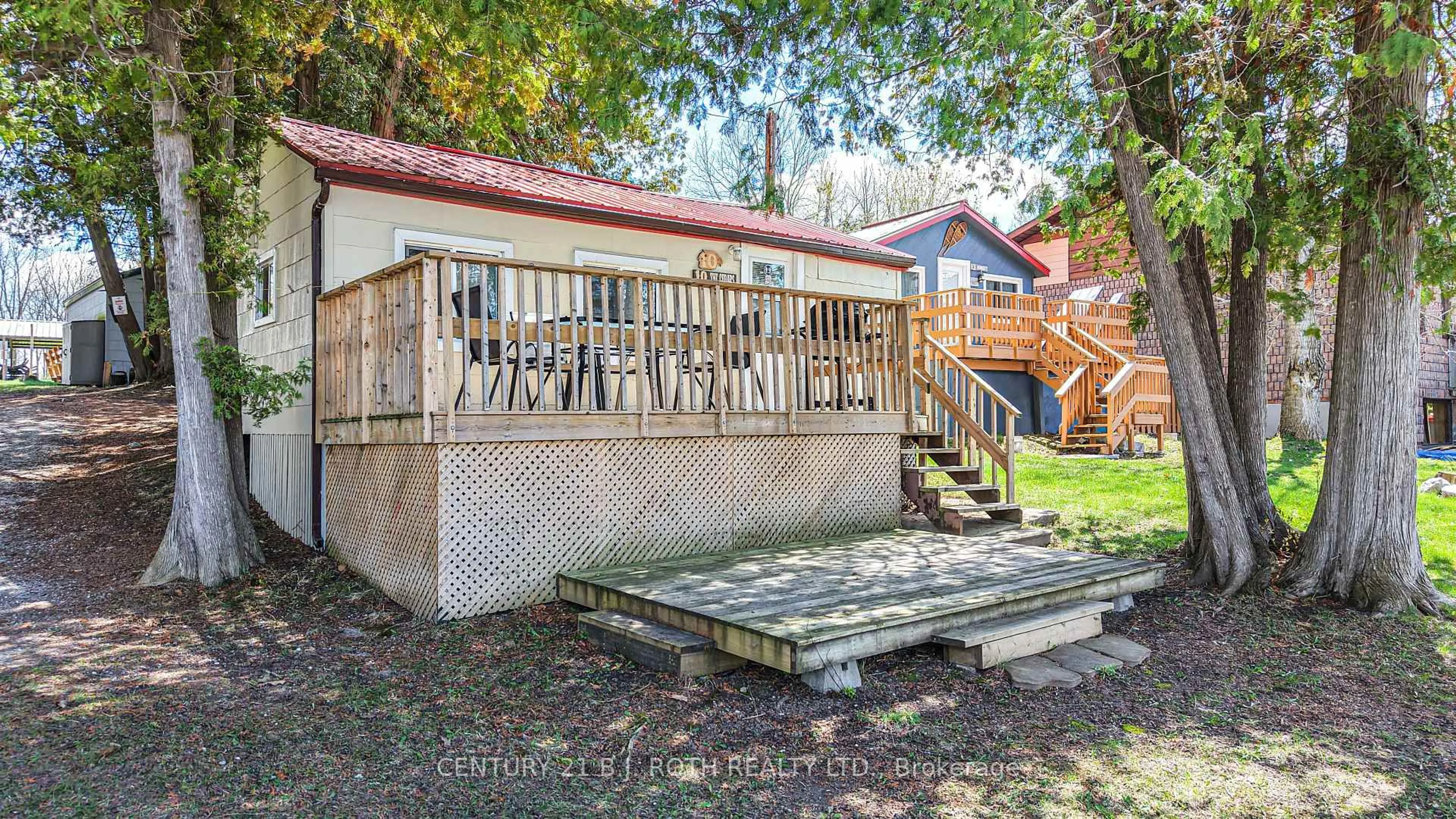 Patio, unknown for 230-232 Lake Dalrymple Rd ##10, Kawartha Lakes Ontario L0K 1W0