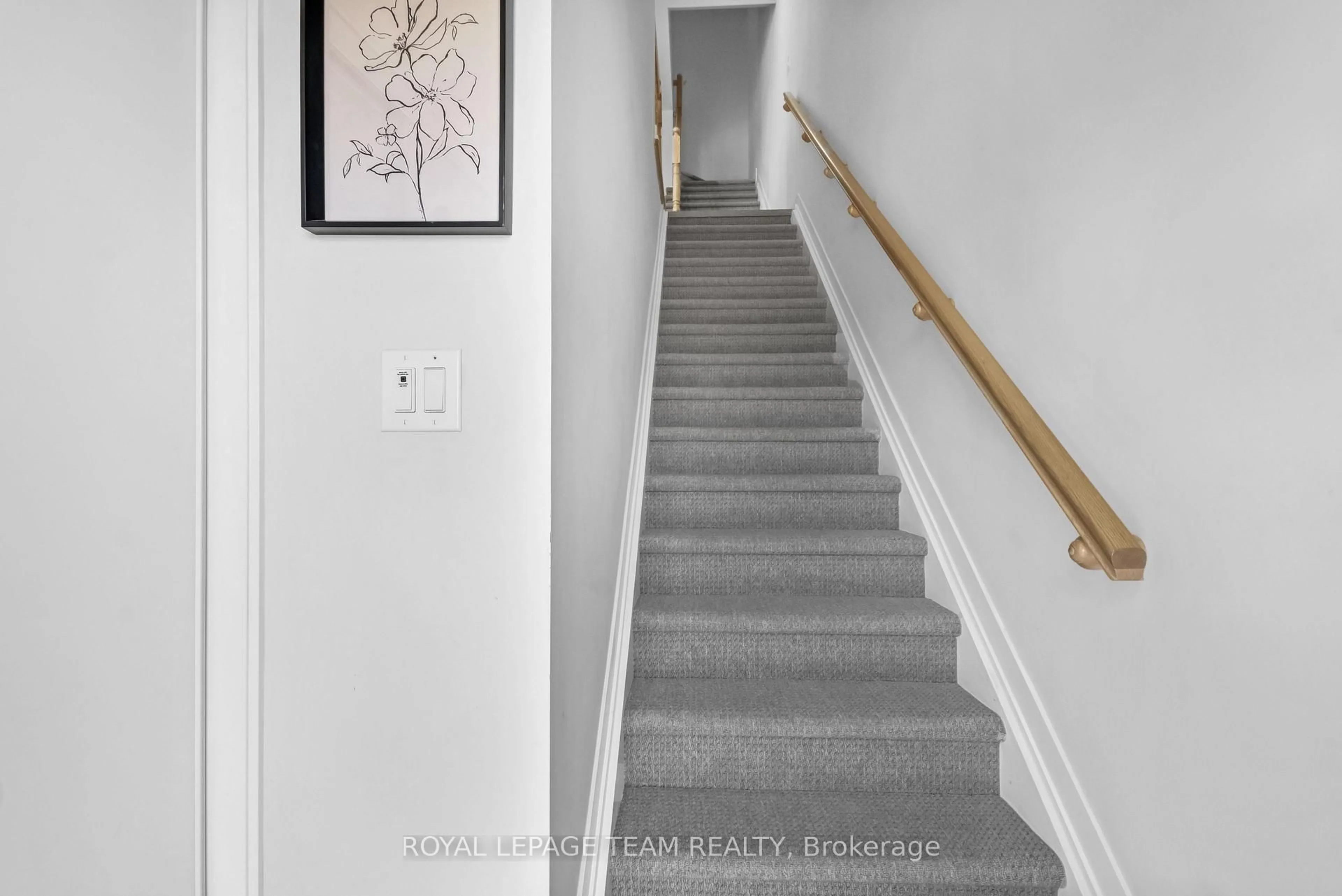 Stairs for 416 Parnian Private, Ottawa Ontario K2J 7K6