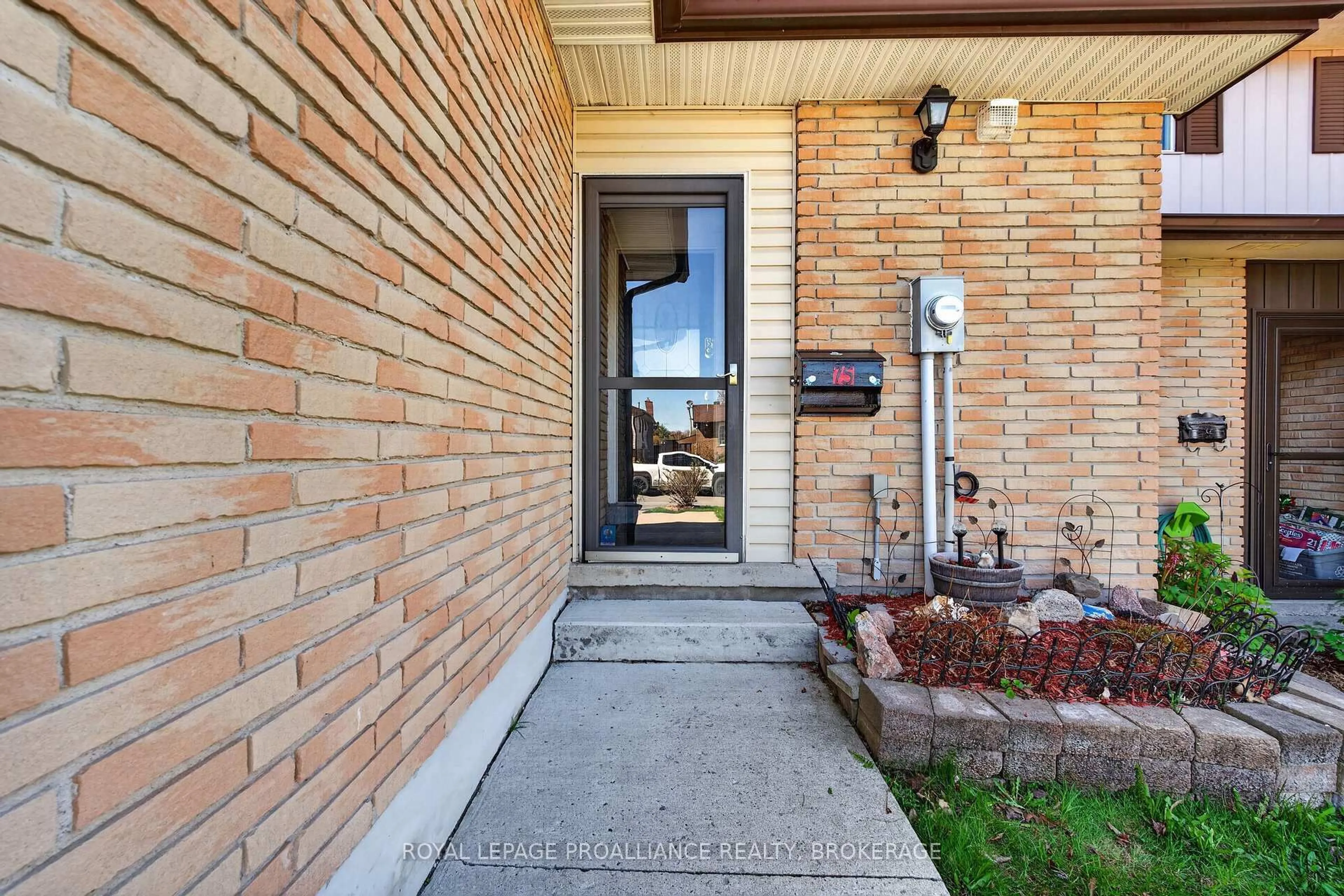 Unknown for 75 Windfield Cres, Kingston Ontario K7K 6G6