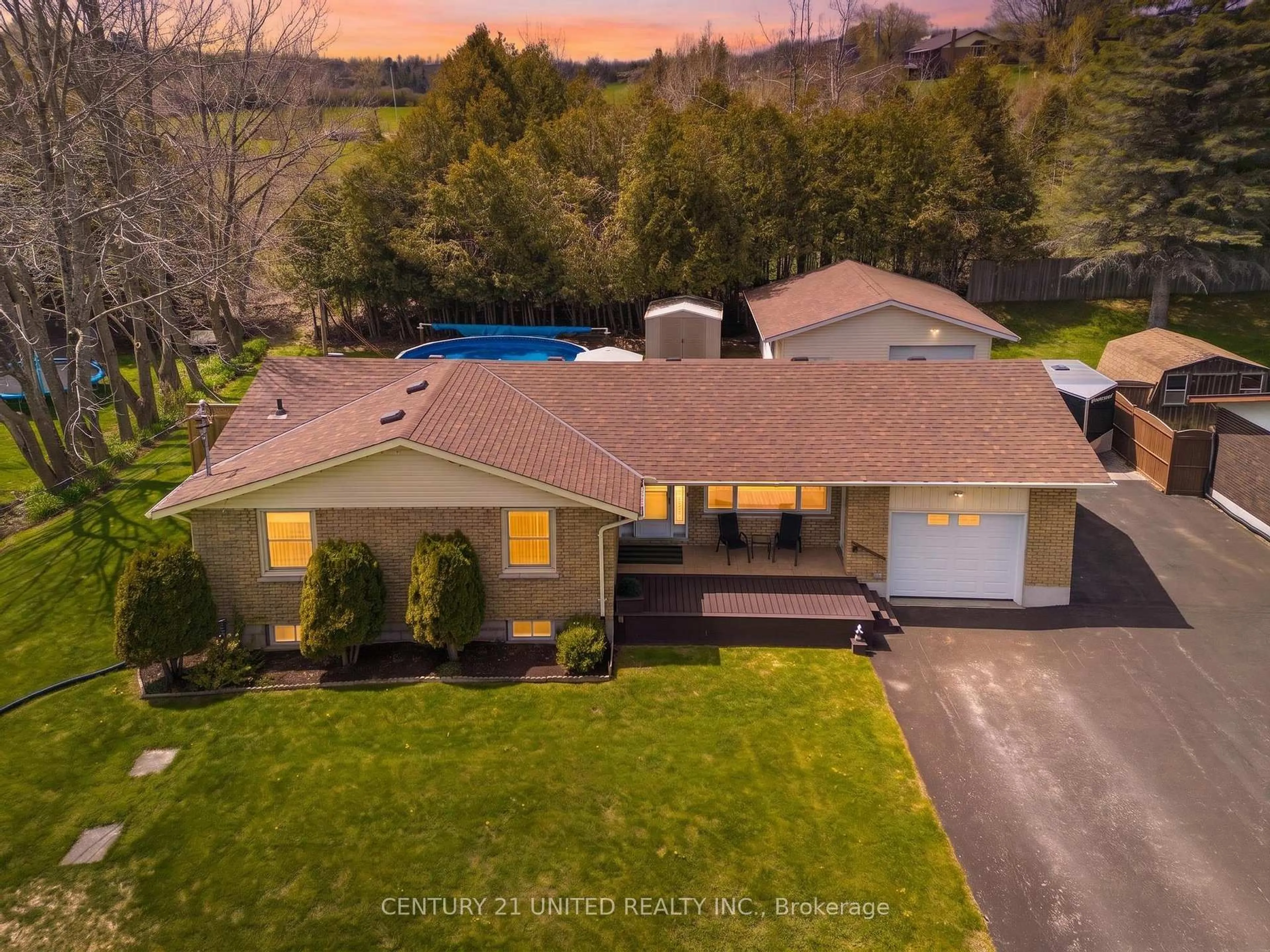 A pic from outside/outdoor area/front of a property/back of a property/a pic from drone, street for 622 Brick Rd, Selwyn Ontario K0L 1T0