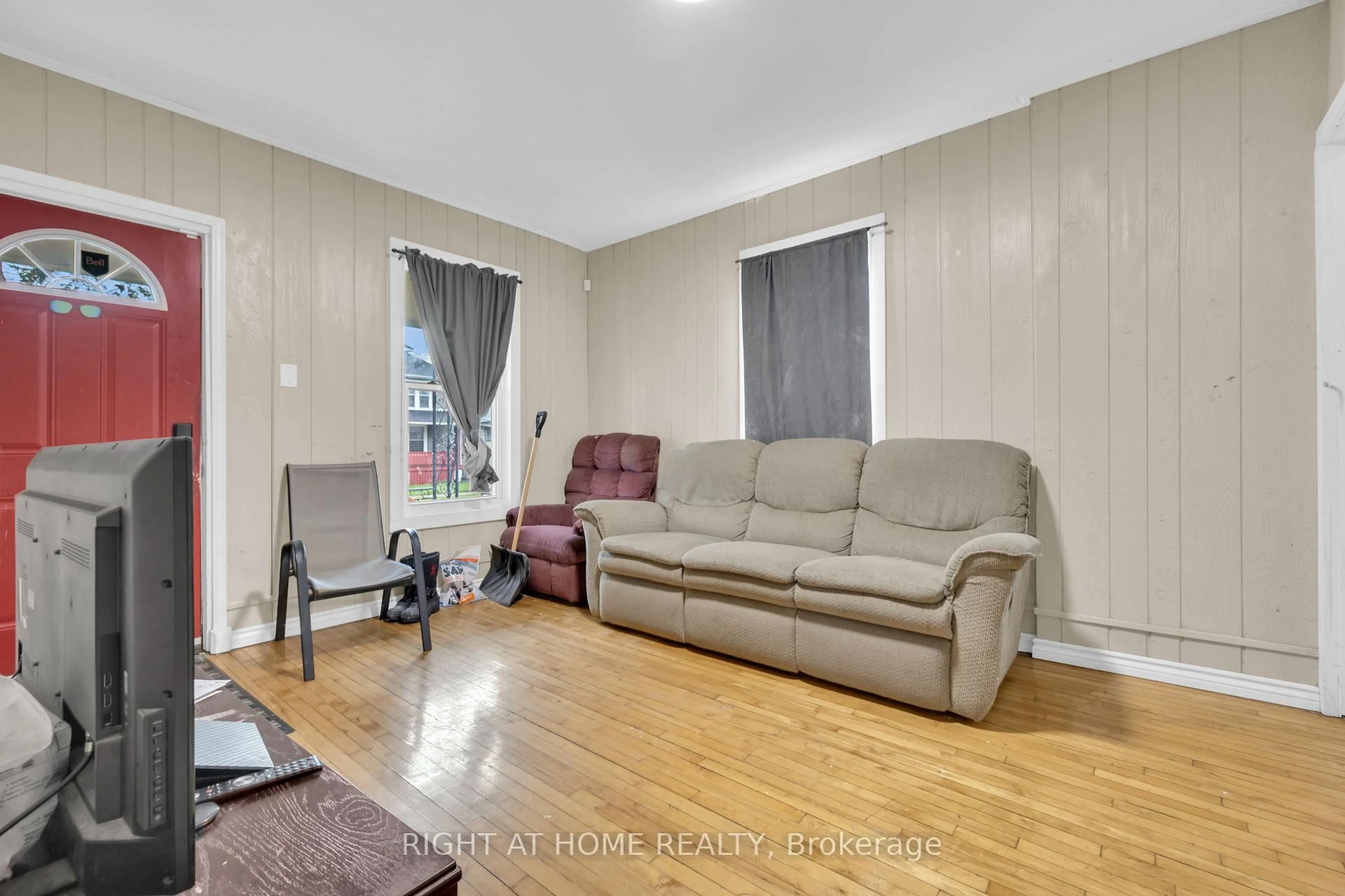 Living room with furniture, unknown for 227 Bridge Ave, Windsor Ontario N9B 2M1