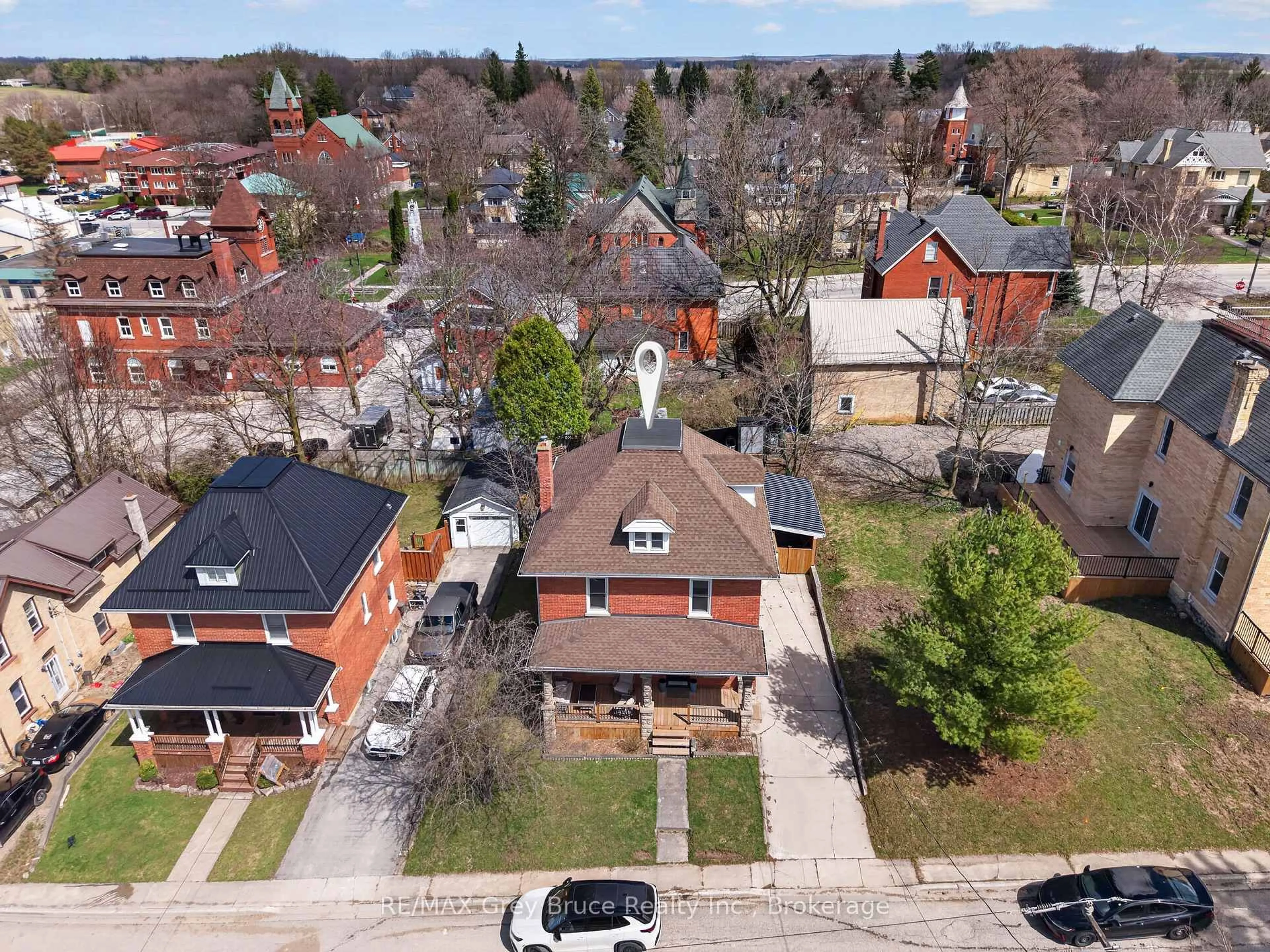 A pic from outside/outdoor area/front of a property/back of a property/a pic from drone, street for 131 2ND Ave, Arran-Elderslie Ontario N0G 1L0