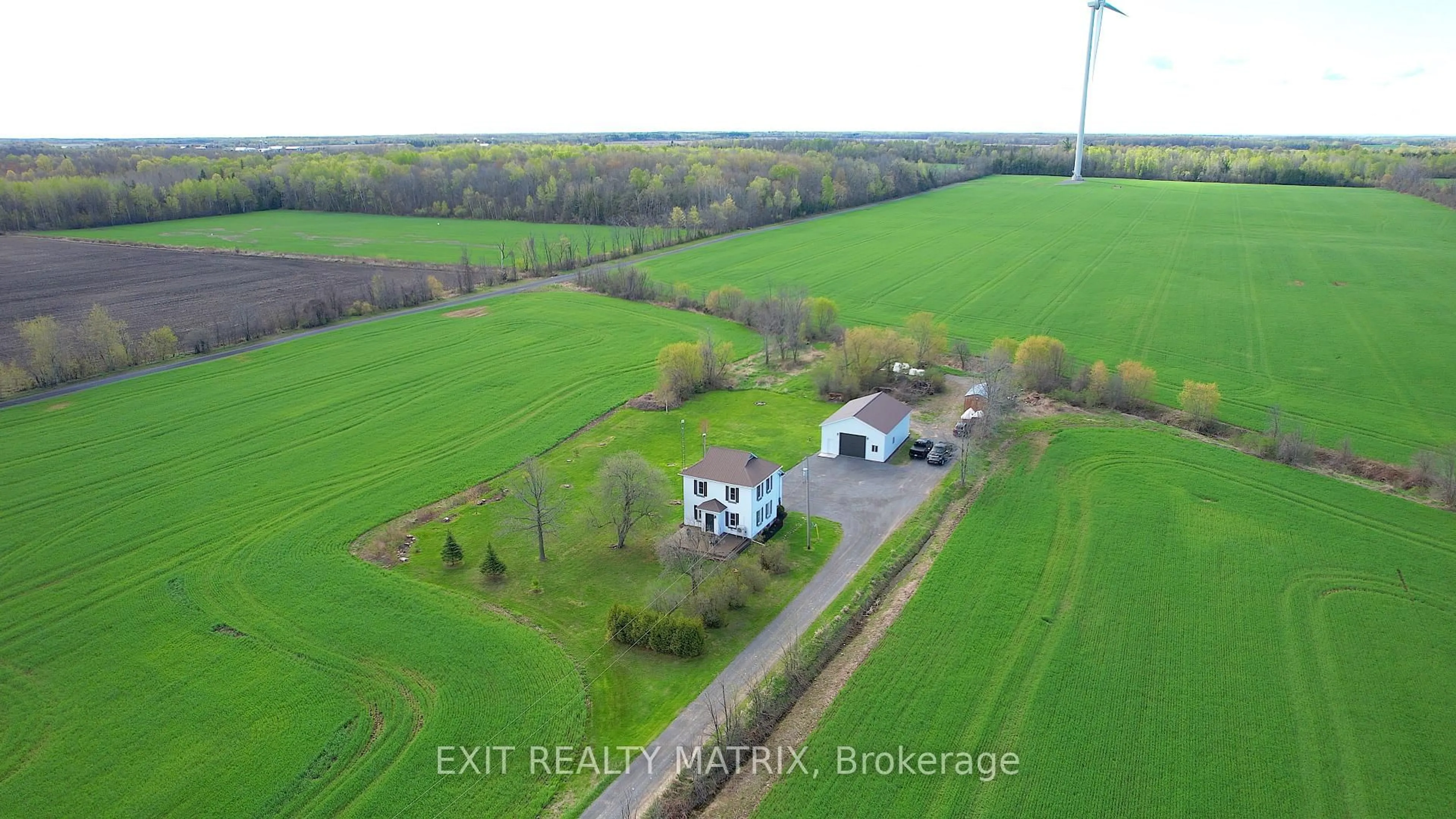 A pic from outside/outdoor area/front of a property/back of a property/a pic from drone, building for 14064 Concession 1-2 Rd, North Stormont Ontario K0C 1K0