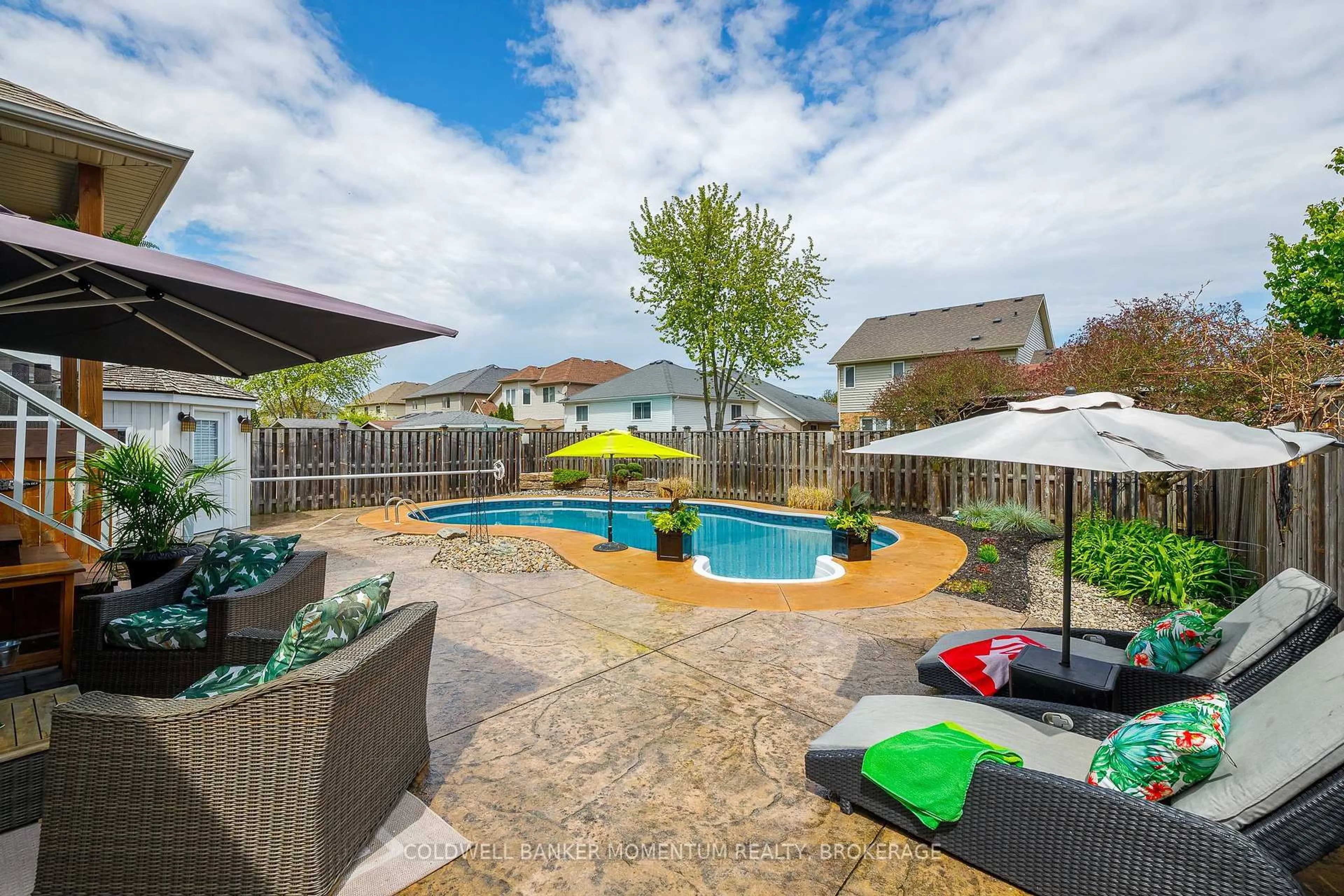 Patio, water/lake/river/ocean view for 19 Damson St, St. Catharines Ontario L2S 4B2