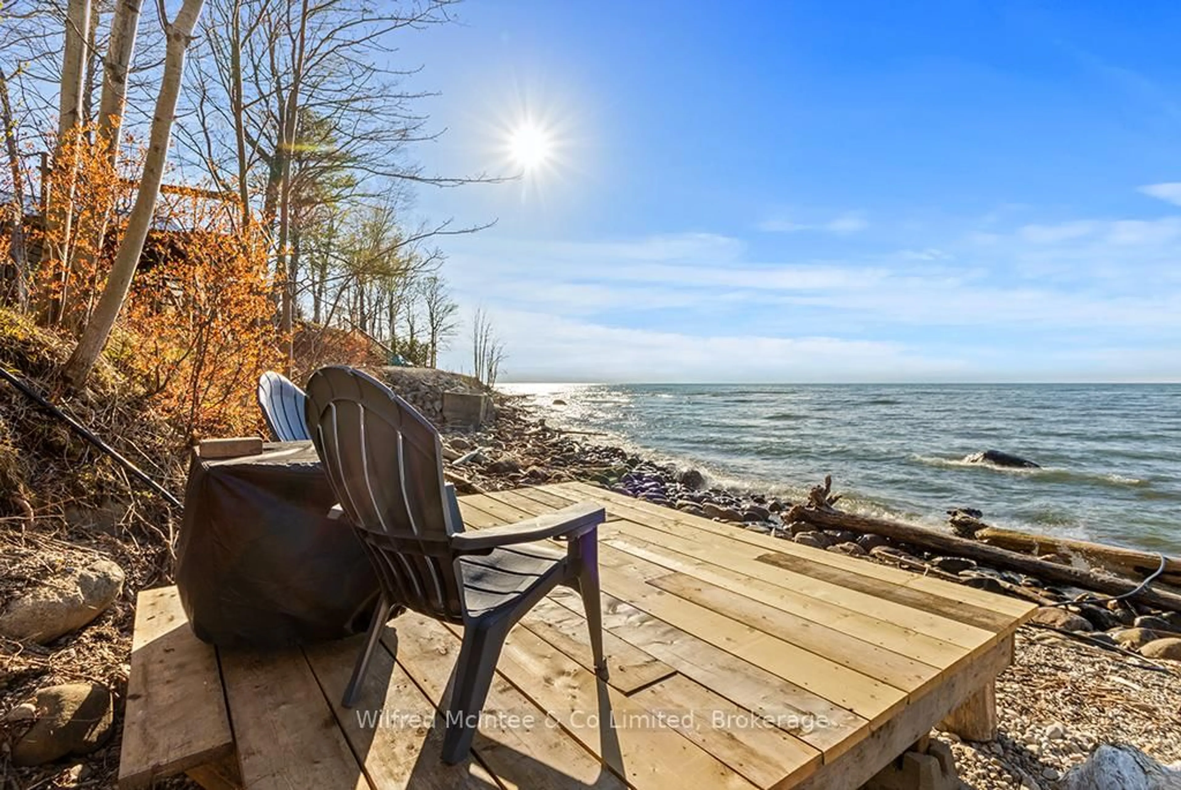 Patio, water/lake/river/ocean view for 639 BRUCE ROAD 13, Native Leased Lands Ontario N0H 2L0